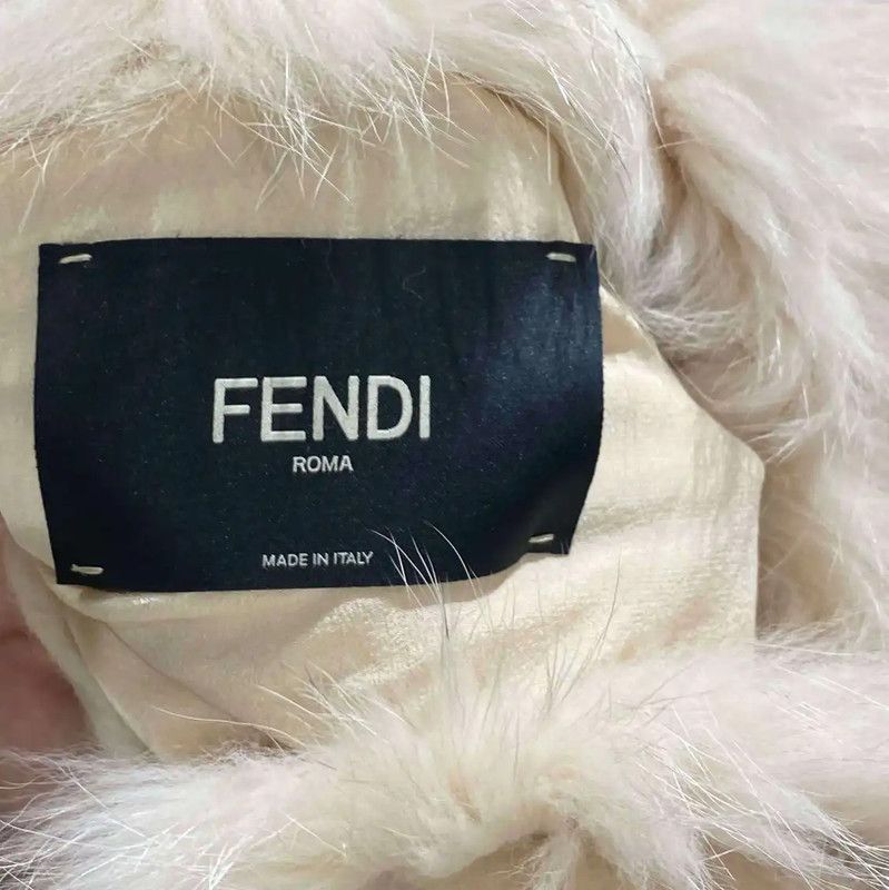 Fendi Fendi Cream Faux Fur Women's Jacket 0089 Size ONE SIZE - 3 Thumbnail