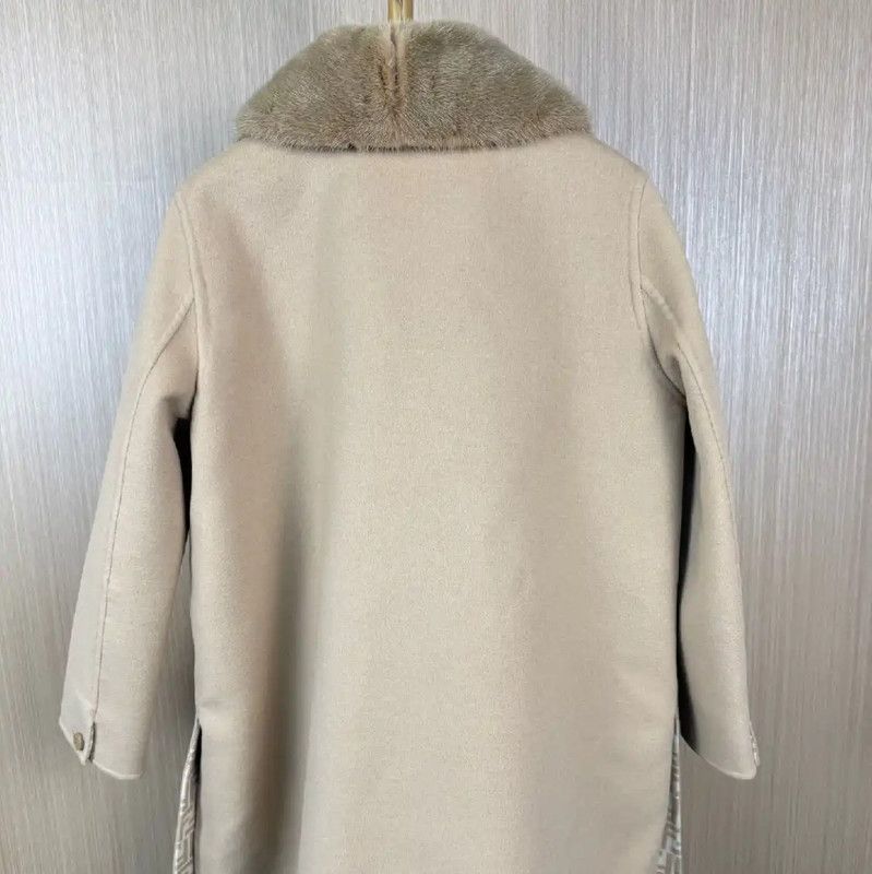Fendi Fendi Women's Wool Coat with Fur Collar 0089 Size M / US 6-8 / IT 42-44 - 2 Thumbnail