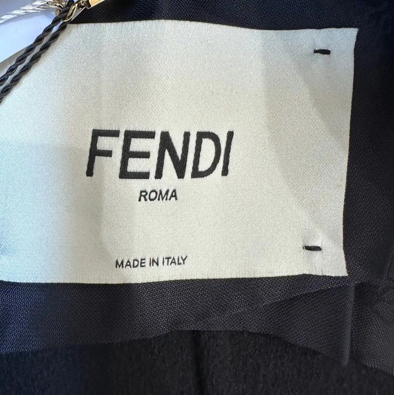 Fendi Fendi Black Women's Coat with Faux Fur Pockets 0089 Size M / US 6-8 / IT 42-44 - 3 Thumbnail