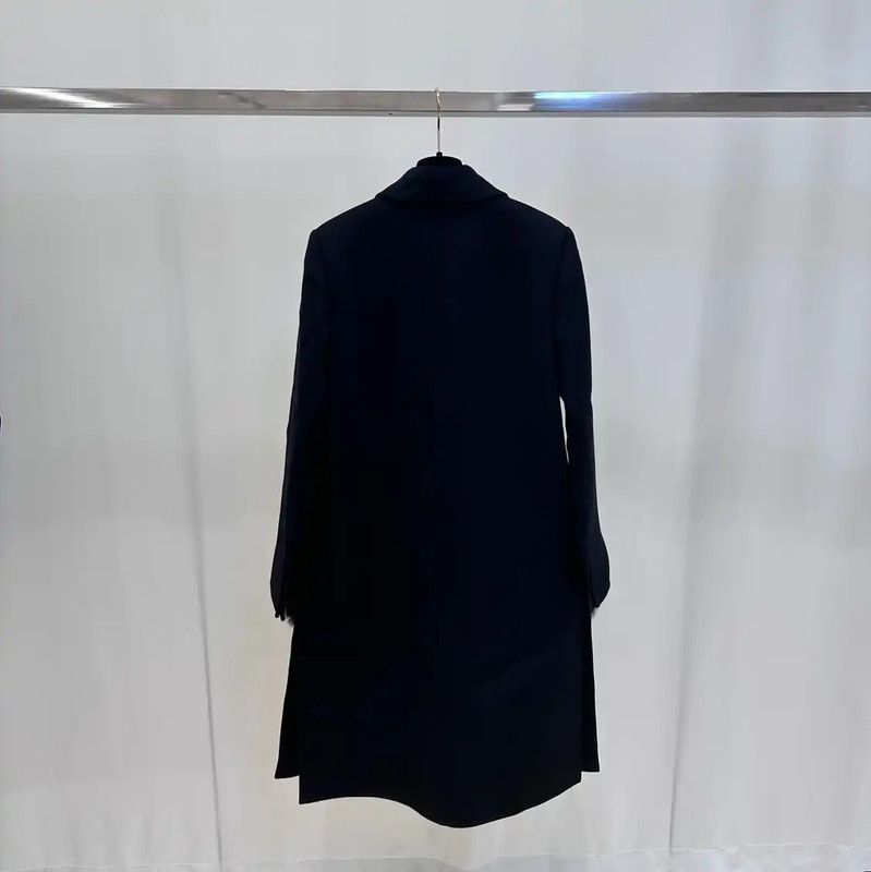 Fendi Fendi Black Women's Coat with Faux Fur Pockets 0089 Size M / US 6-8 / IT 42-44 - 2 Thumbnail