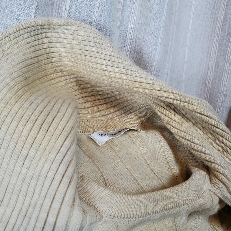 Yves Saint Laurent Yves Saint Laurent Women's Beige Wool Knit Sweater 0089 Size M / US 6-8 / IT 42-44 - 10 Thumbnail