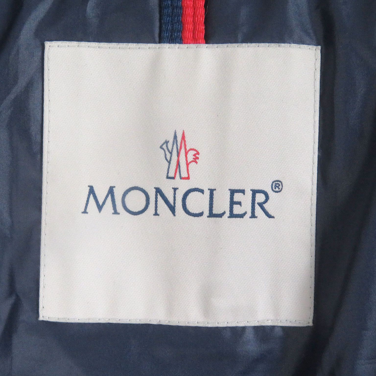 Moncler Moncler Moncler ENZIAN GIUBOTTO Nylon Down Jacket Others Outerwear DUTY FREE for USA Size ONE SIZE - 7 Thumbnail