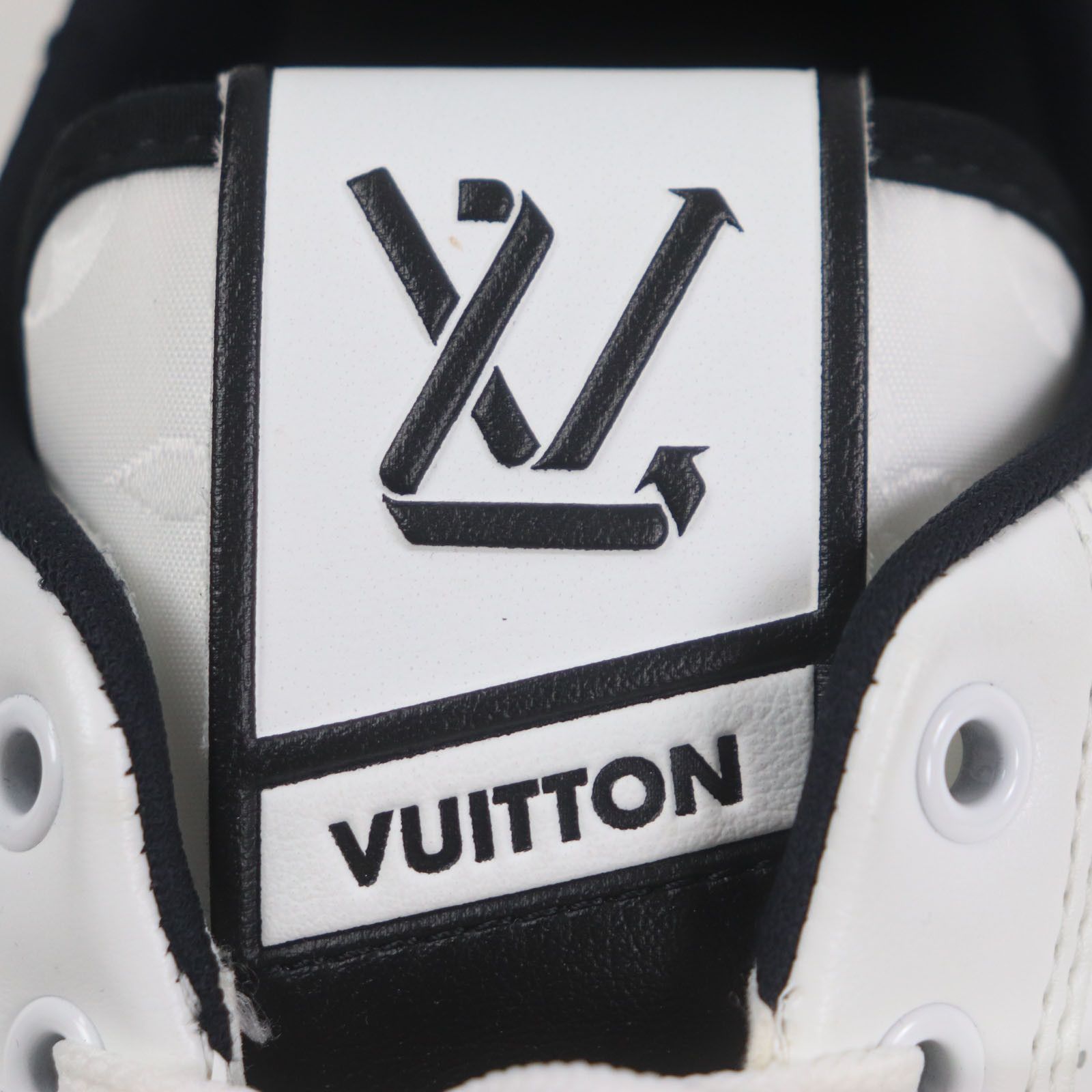 Louis Vuitton Louis Vuitton Louis Vuitton Leather Sneakers Leather Shoes 1ACF0A DUTY FREE for USA Size ONE SIZE - 8 Thumbnail