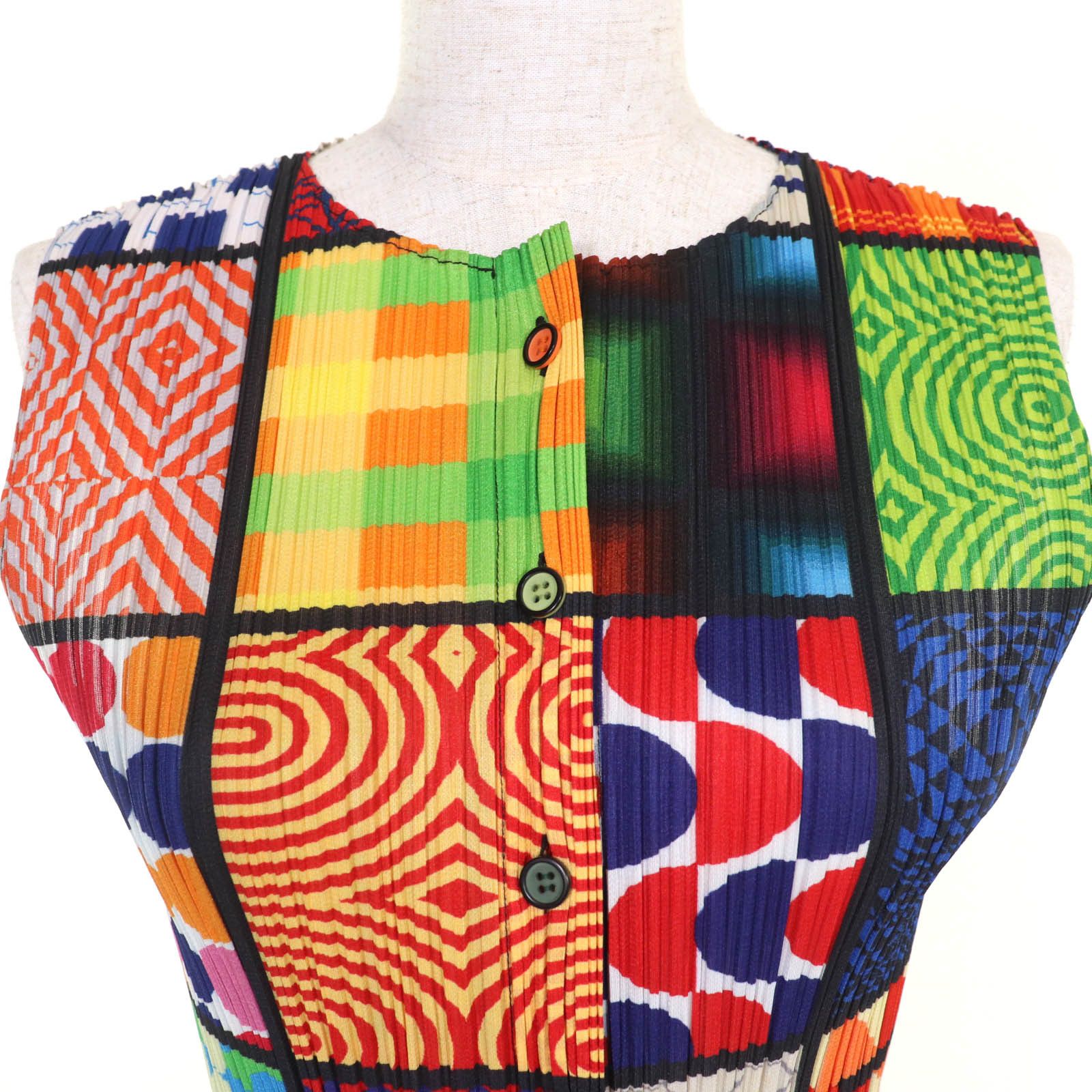 Issey Miyake Issey Miyake PLEATS PLEASE Best All-over print Sleeveless T-shirt Others Tops PP64-JE221 DUTY FREE for USA Size ONE SIZE - 4 Thumbnail