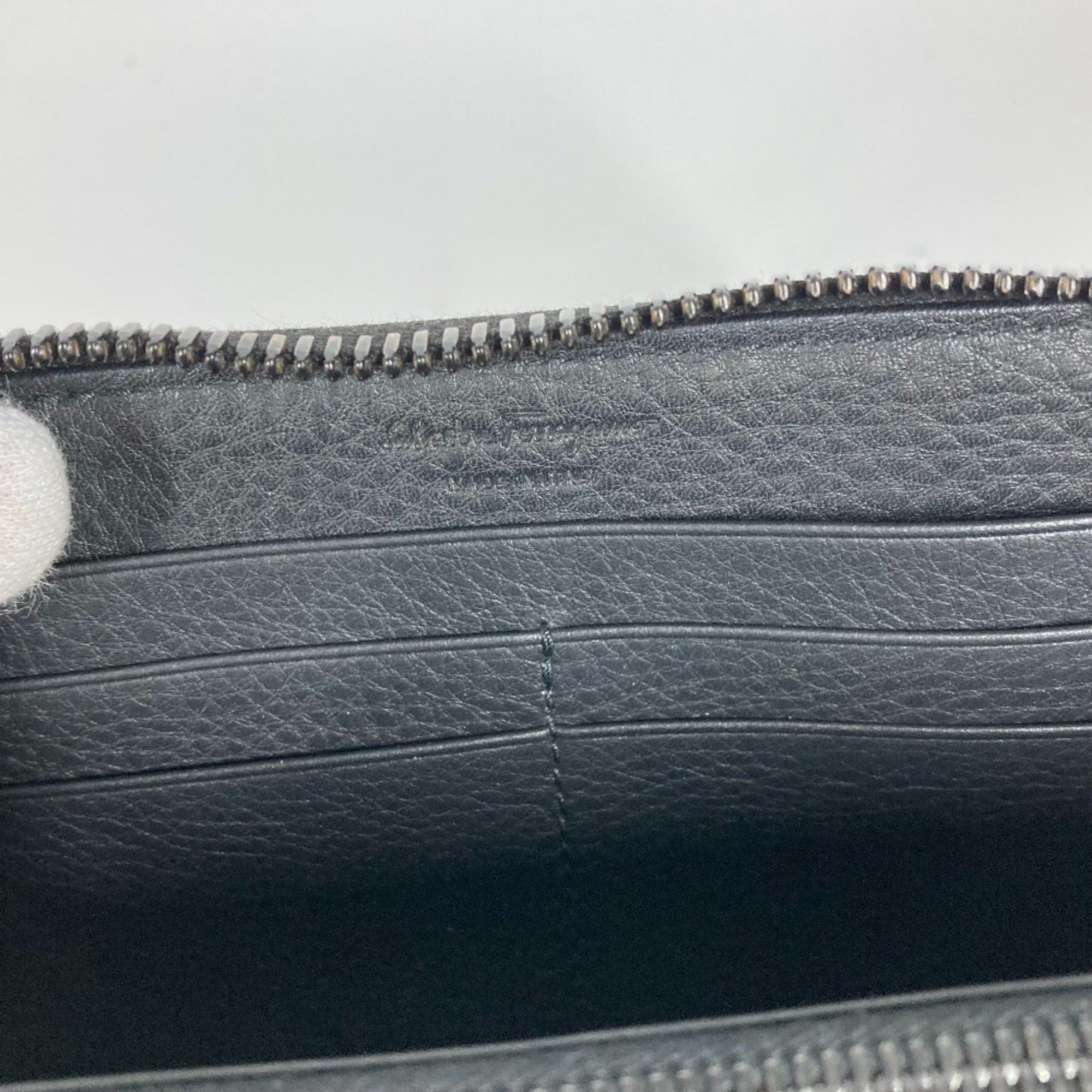 Salvatore Ferragamo Salvatore Ferragamo Gancini round zipper long wallet in black leather for men Size ONE SIZE - 13 Thumbnail