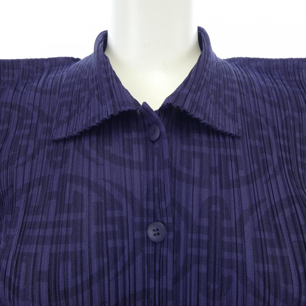 Issey Miyake Issey Miyake Pleats Please S/S Shirt Plastic Tops PP82-JK761 DUTY FREE for USA Size ONE SIZE - 4 Thumbnail