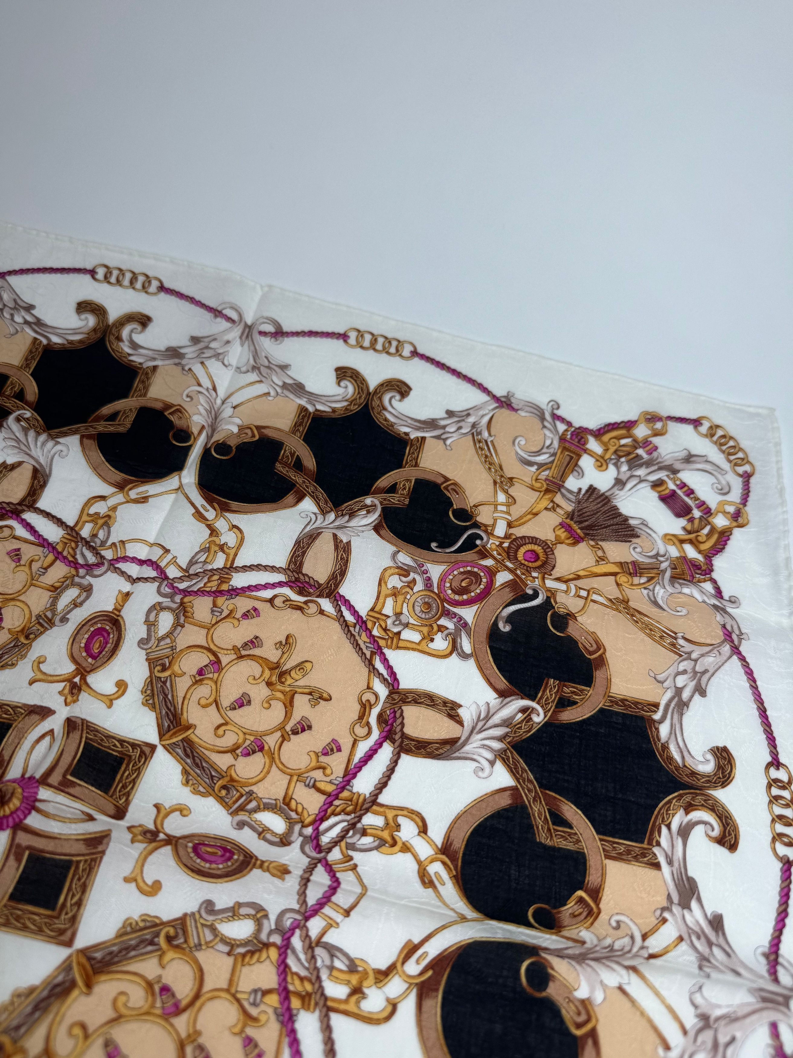 Celine Vintage Silk Scarf White brown Size ONE SIZE - 7 Thumbnail