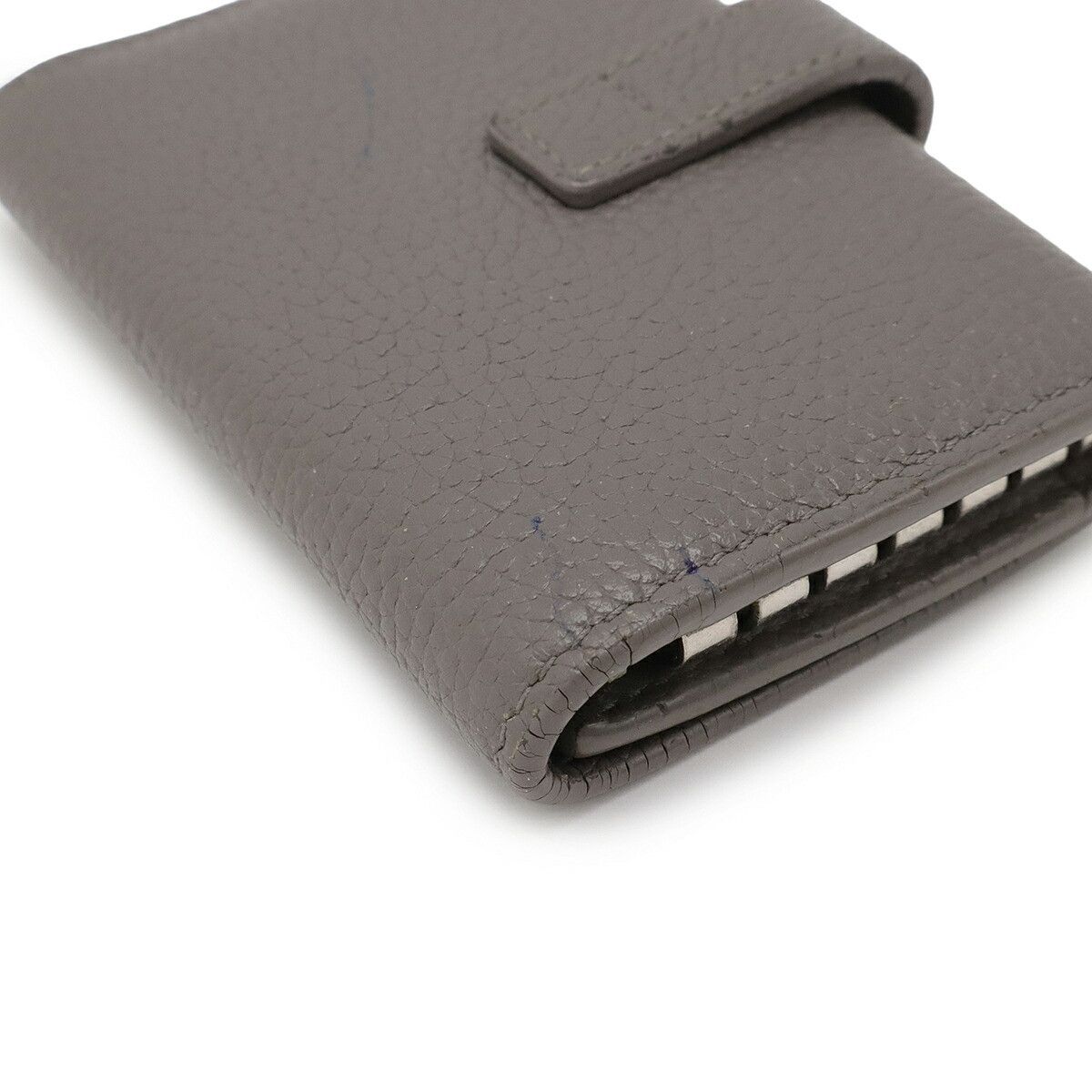 Yves Saint Laurent Yves Saint Laurent Saint Laurent Paris Leather Key Case Leather Key case 505042 DUTY FREE for USA Size ONE SIZE - 3 Thumbnail