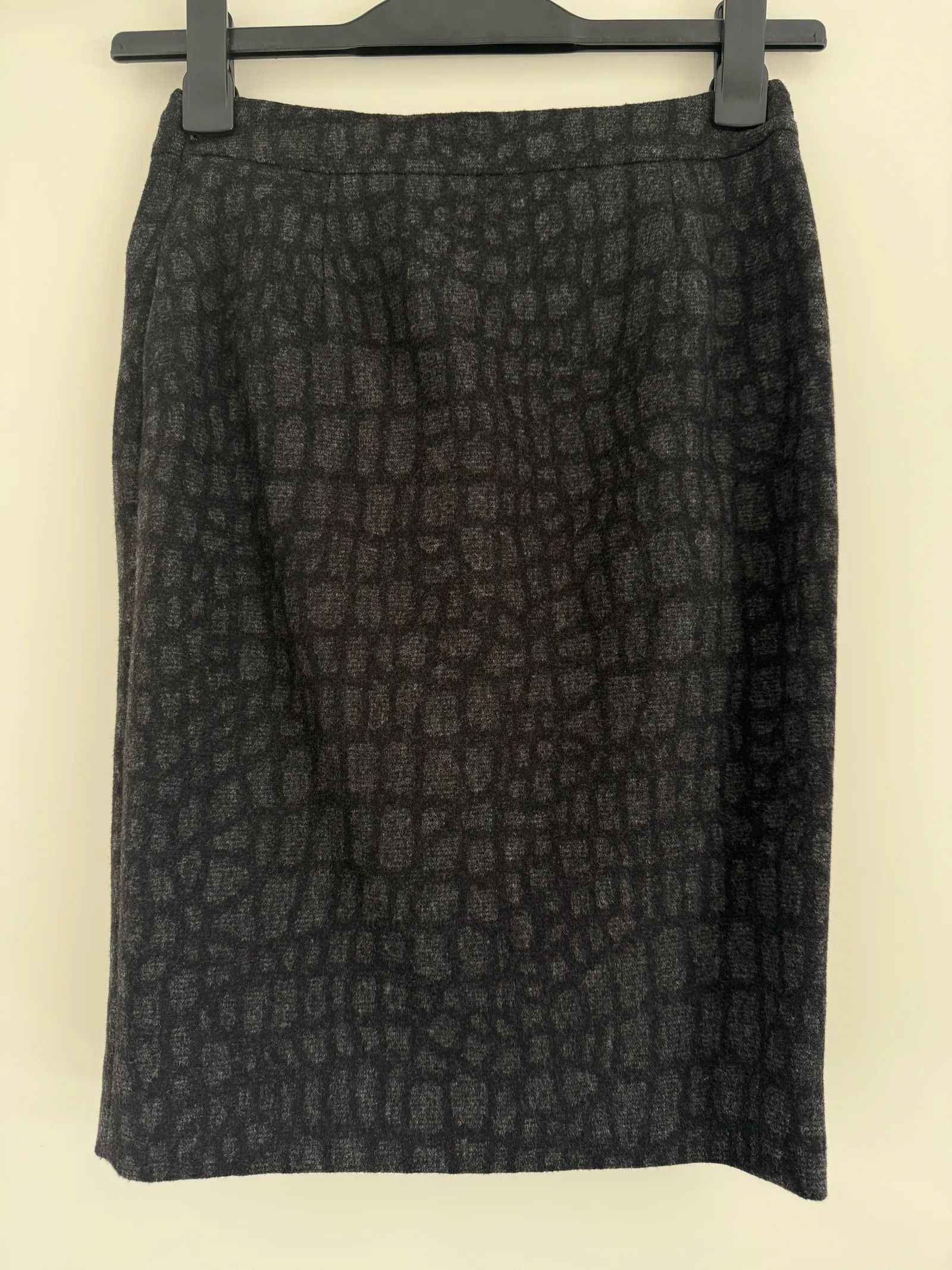 Karen Millen Karen Millen Skirt Size 25" / US 0 / IT 36 - 5 Thumbnail