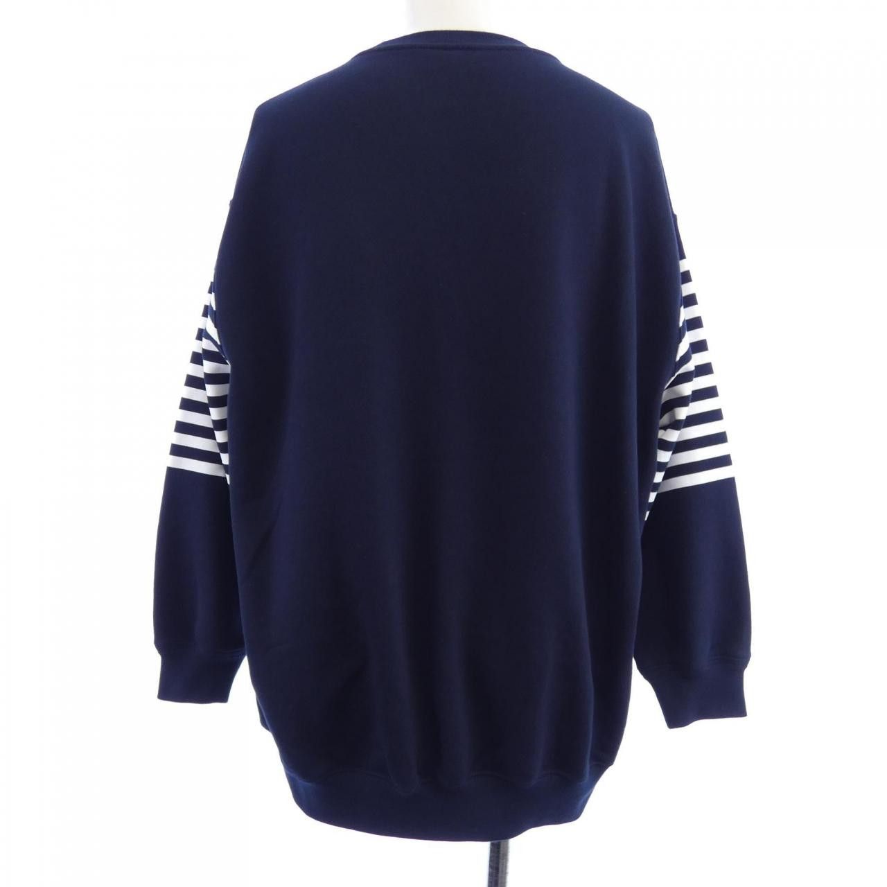 Gucci Gucci Gucci Sweatshirt Sweatshirt Cotton Sweatshirts & Hoodies 784413XJHD1 DUTY FREE for USA Size ONE SIZE - 2 Thumbnail