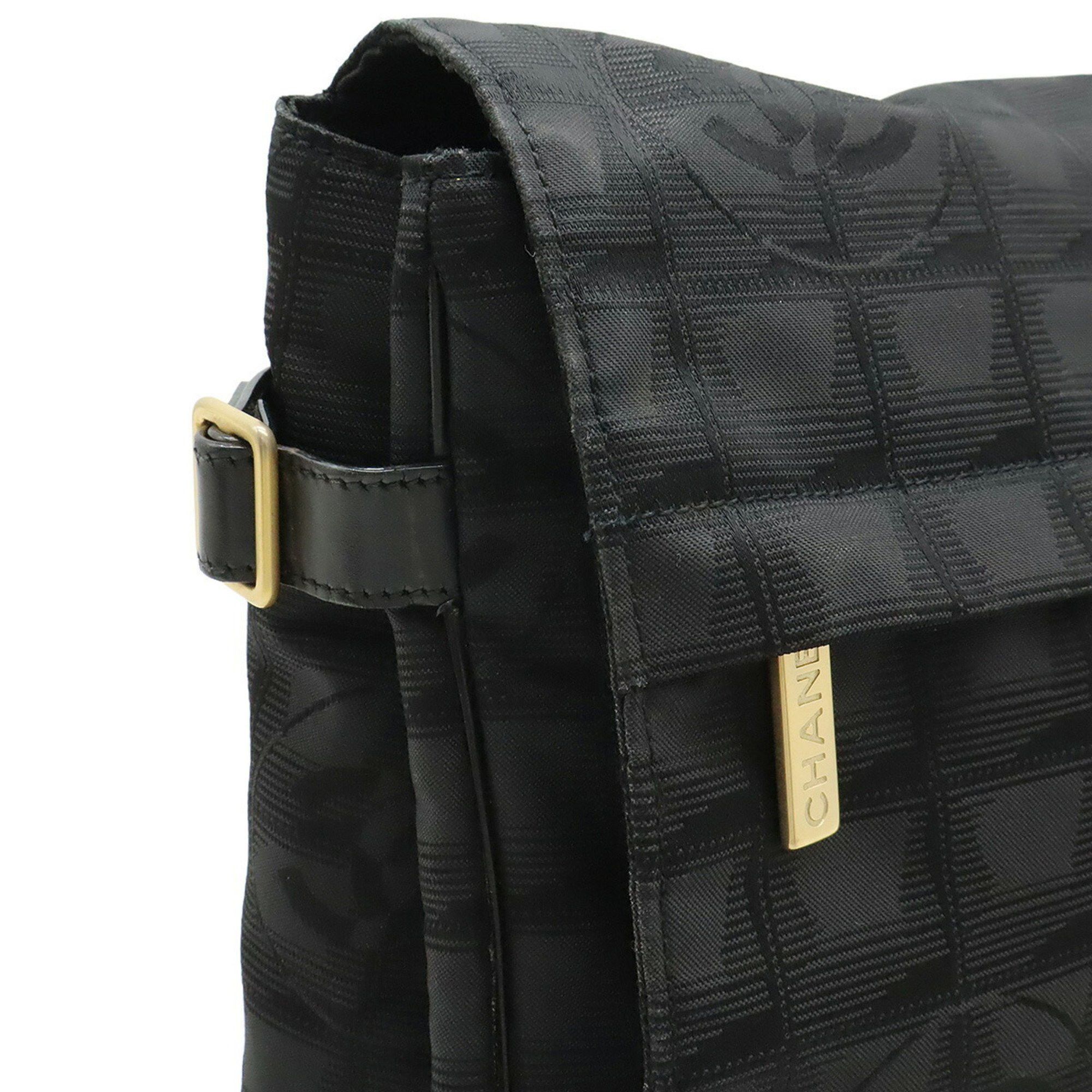 Chanel CHANEL New Travel Line Shoulder Bag in Nylon Jacquard, Black, A29348 Size ONE SIZE - 8 Thumbnail