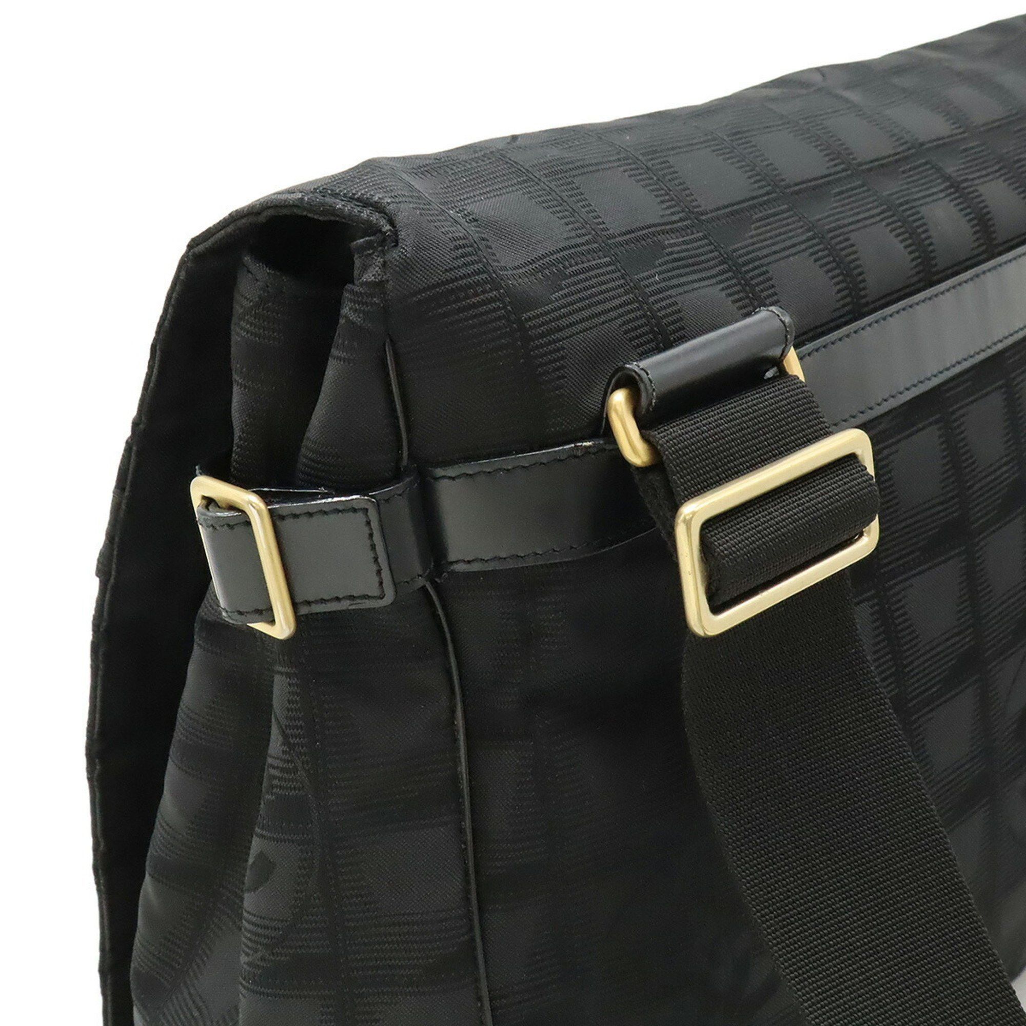 Chanel CHANEL New Travel Line Shoulder Bag in Nylon Jacquard, Black, A29348 Size ONE SIZE - 5 Thumbnail