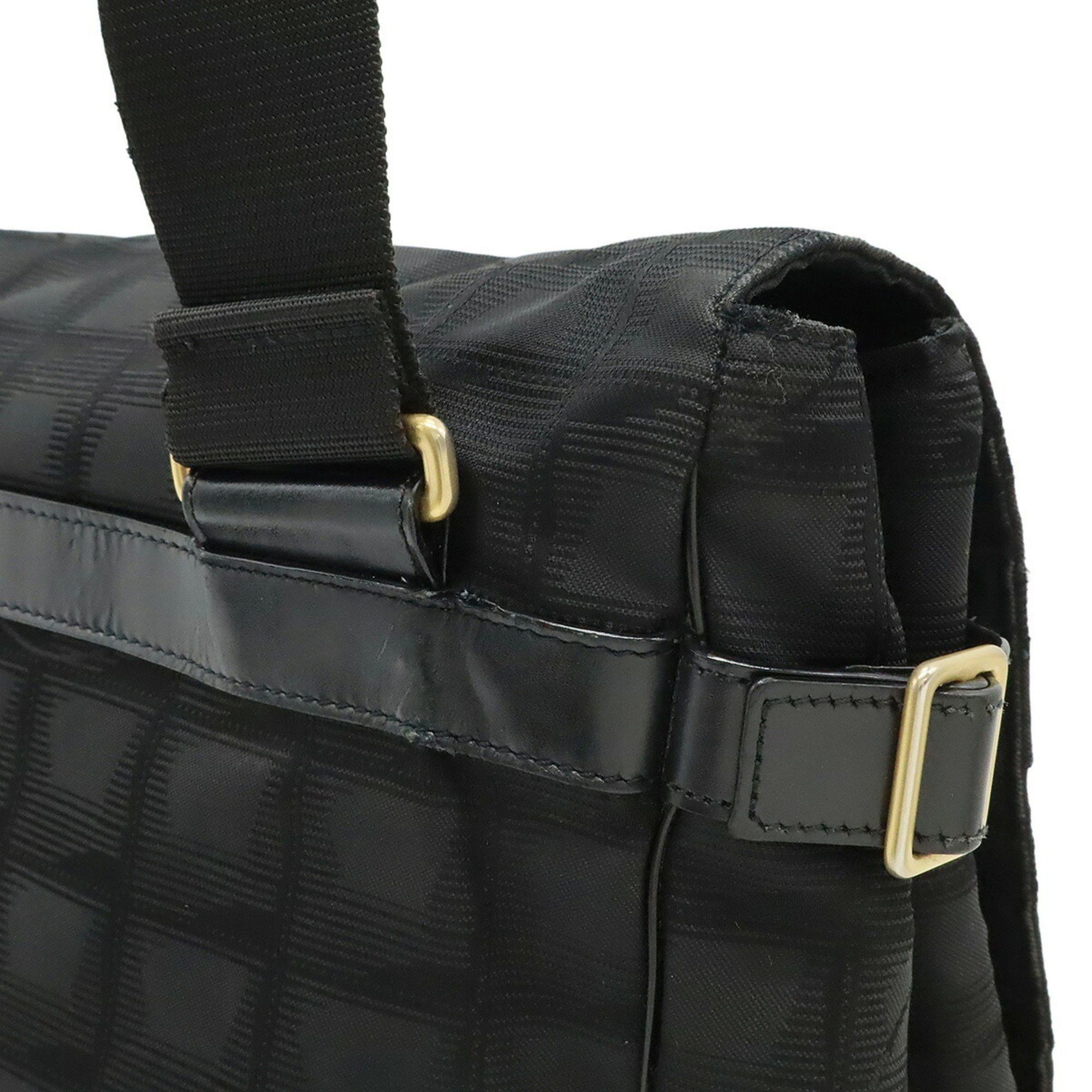 Chanel CHANEL New Travel Line Shoulder Bag in Nylon Jacquard, Black, A29348 Size ONE SIZE - 9 Thumbnail