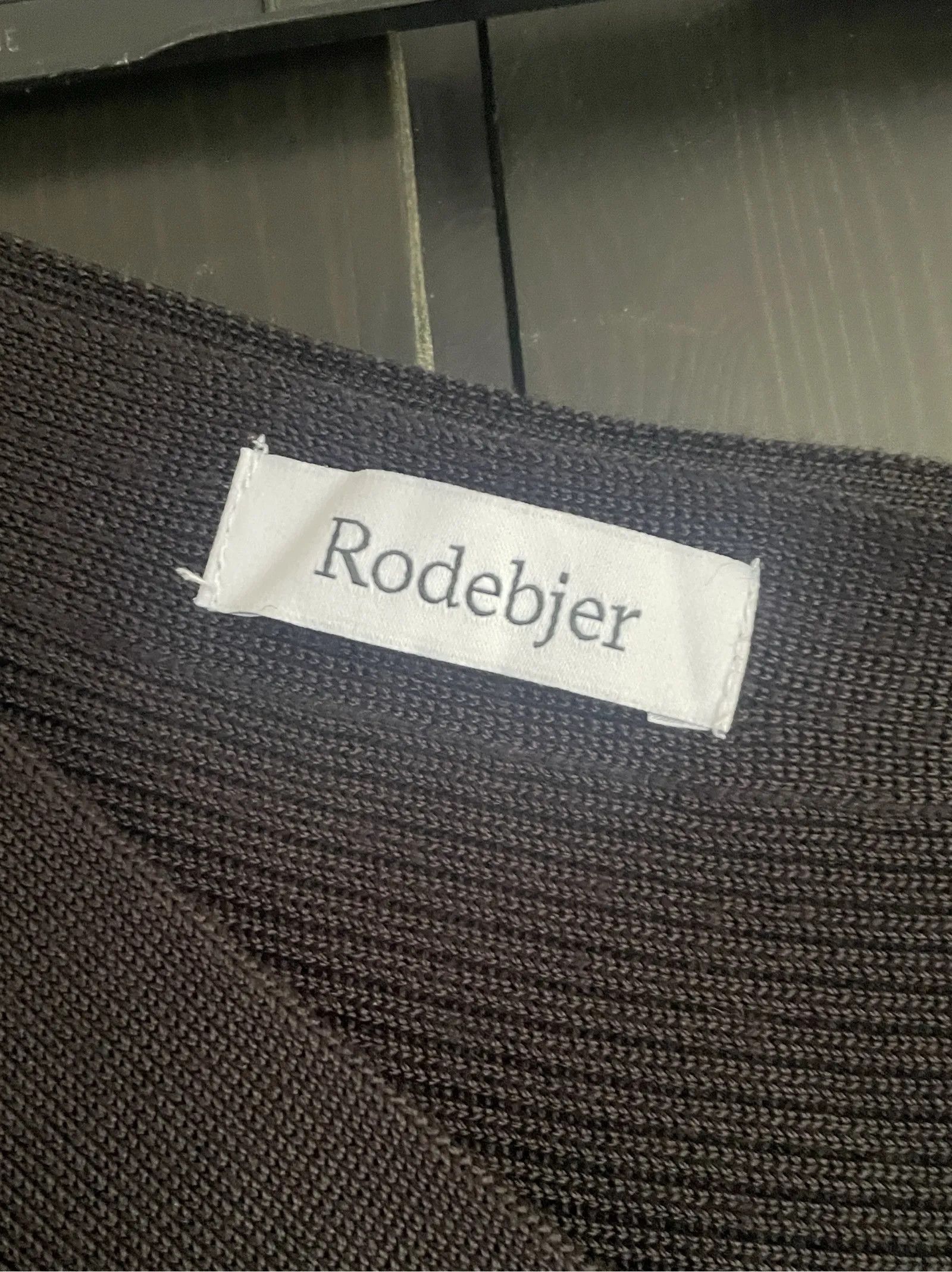 Rodebjer Rodebjer Breezy Skirt Size 28" / US 6 / IT 42 - 2 Thumbnail