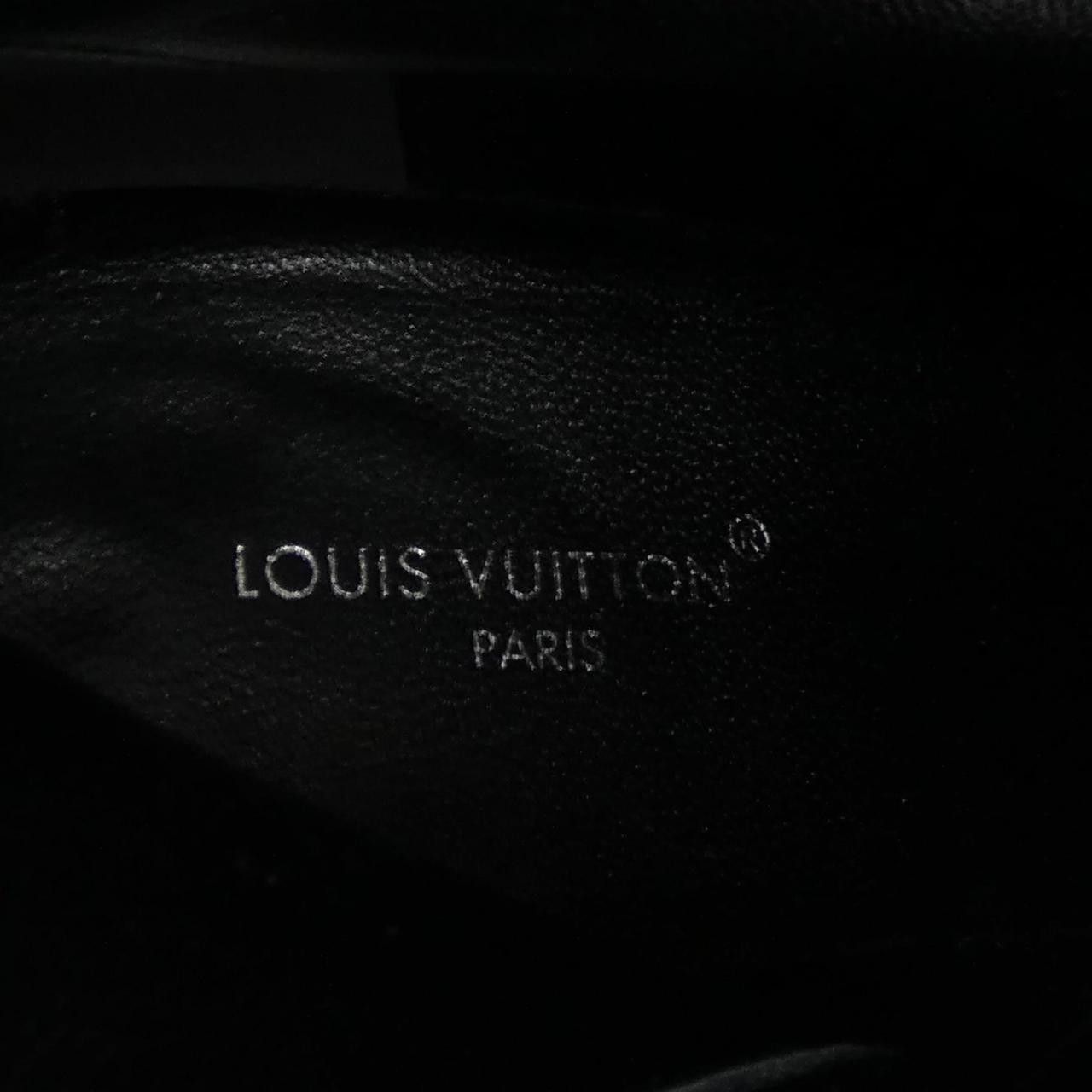 Louis Vuitton Louis Vuitton Louis Vuitton Donna Line Suede Boots Suede Shoes DUTY FREE for USA Size ONE SIZE - 6 Thumbnail