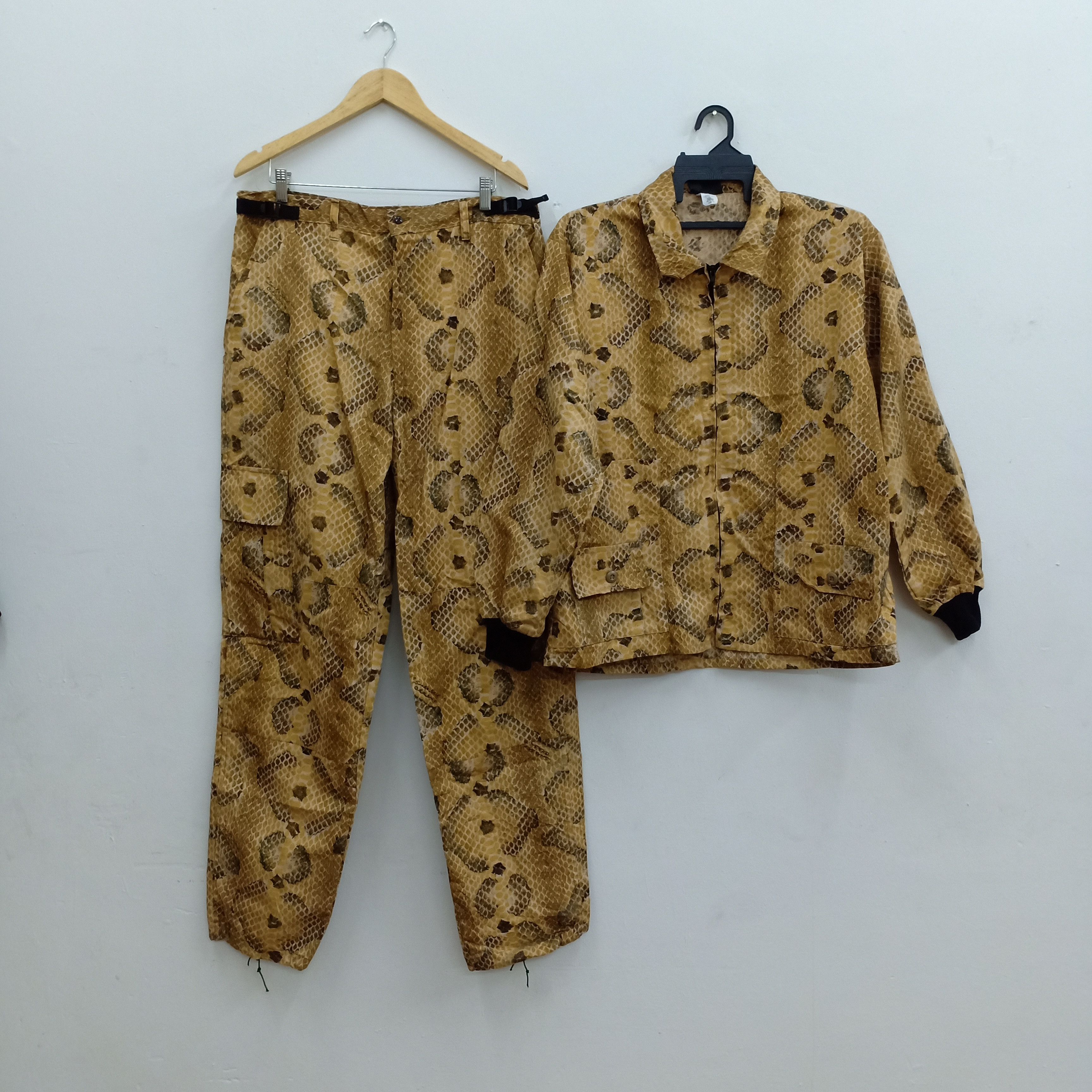 2025激安通販 Vintage × Military Vintage One Camo Illusions Skin Snake パンツ
