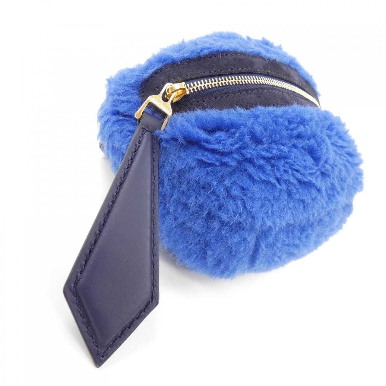 Max Mara MaxMara Max Mara Teddy Bear Bag Others Handbag DUTY FREE for USA Size ONE SIZE - 2 Thumbnail