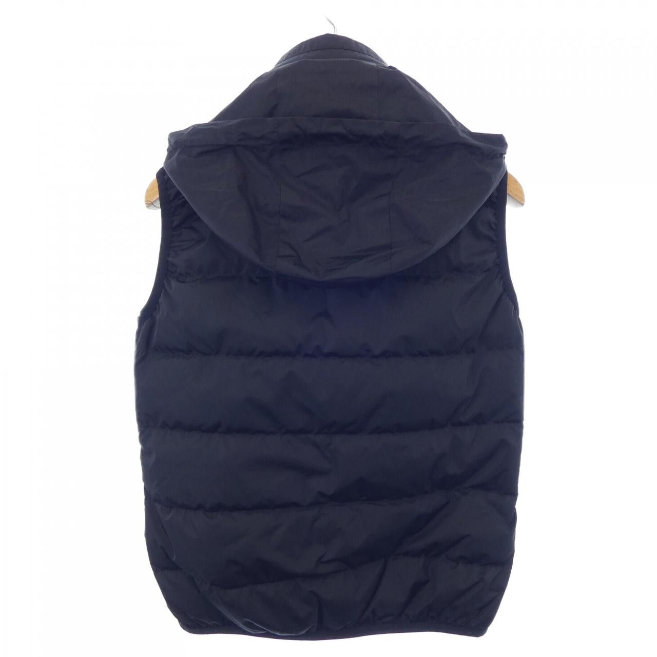 Gucci Gucci Gucci Down Vest Down Vest Others Outerwear 429855 ZGK92 DUTY FREE for USA Size ONE SIZE - 2 Thumbnail