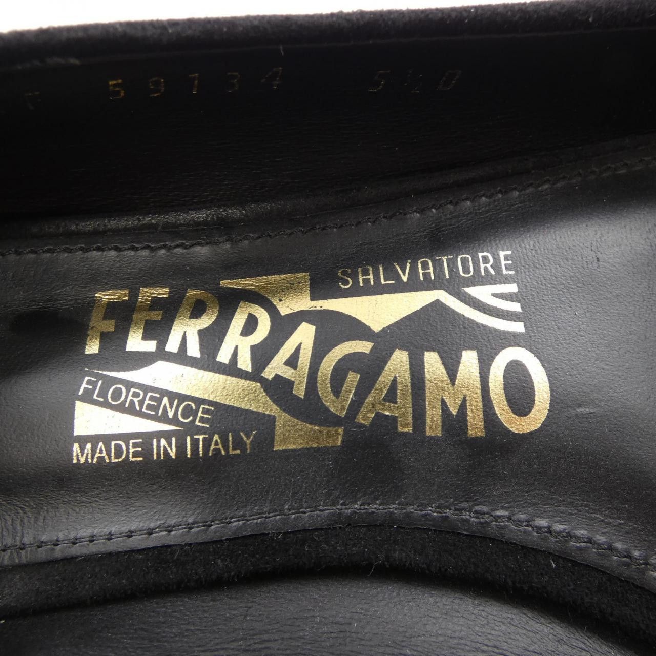 Salvatore Ferragamo Salvatore Ferragamo Ferragamo Pumps Leather Shoes DUTY FREE for USA Size ONE SIZE - 6 Thumbnail
