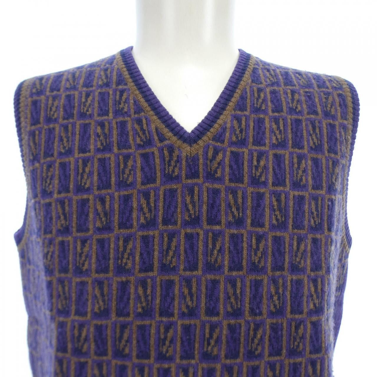 Other Other ETRO Vest Others Tops DUTY FREE for USA Size ONE SIZE - 5 Thumbnail