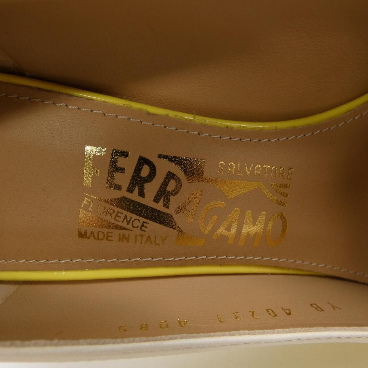 Salvatore Ferragamo Salvatore Ferragamo Salvatore Ferragamo GWEN Pumps Leather Shoes GWEN DUTY FREE for USA Size ONE SIZE - 6 Thumbnail