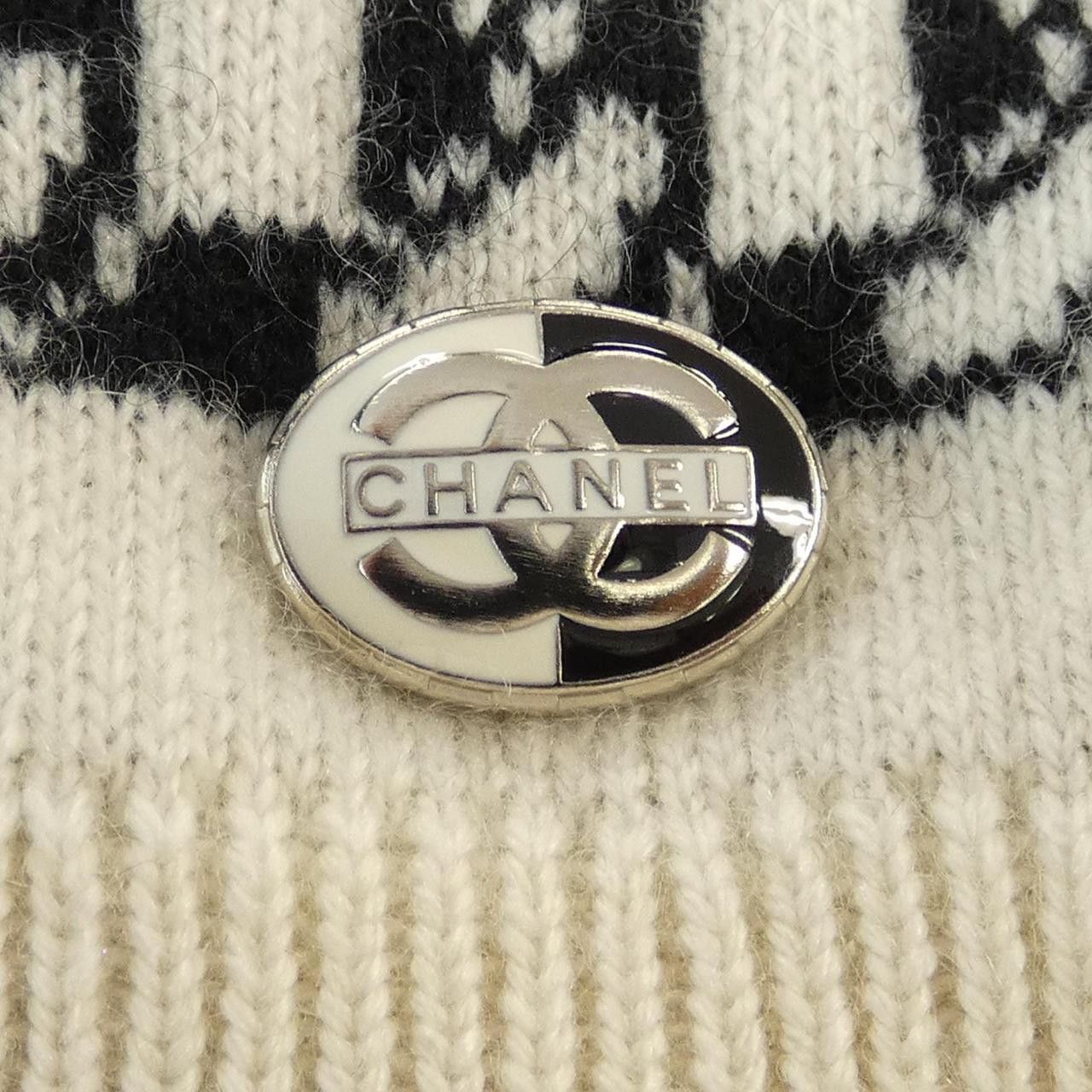 Chanel Chanel Chanel P56112K07327 100% Cashmere Knit Others Tops P56112K07327 DUTY FREE for USA Size ONE SIZE - 8 Thumbnail