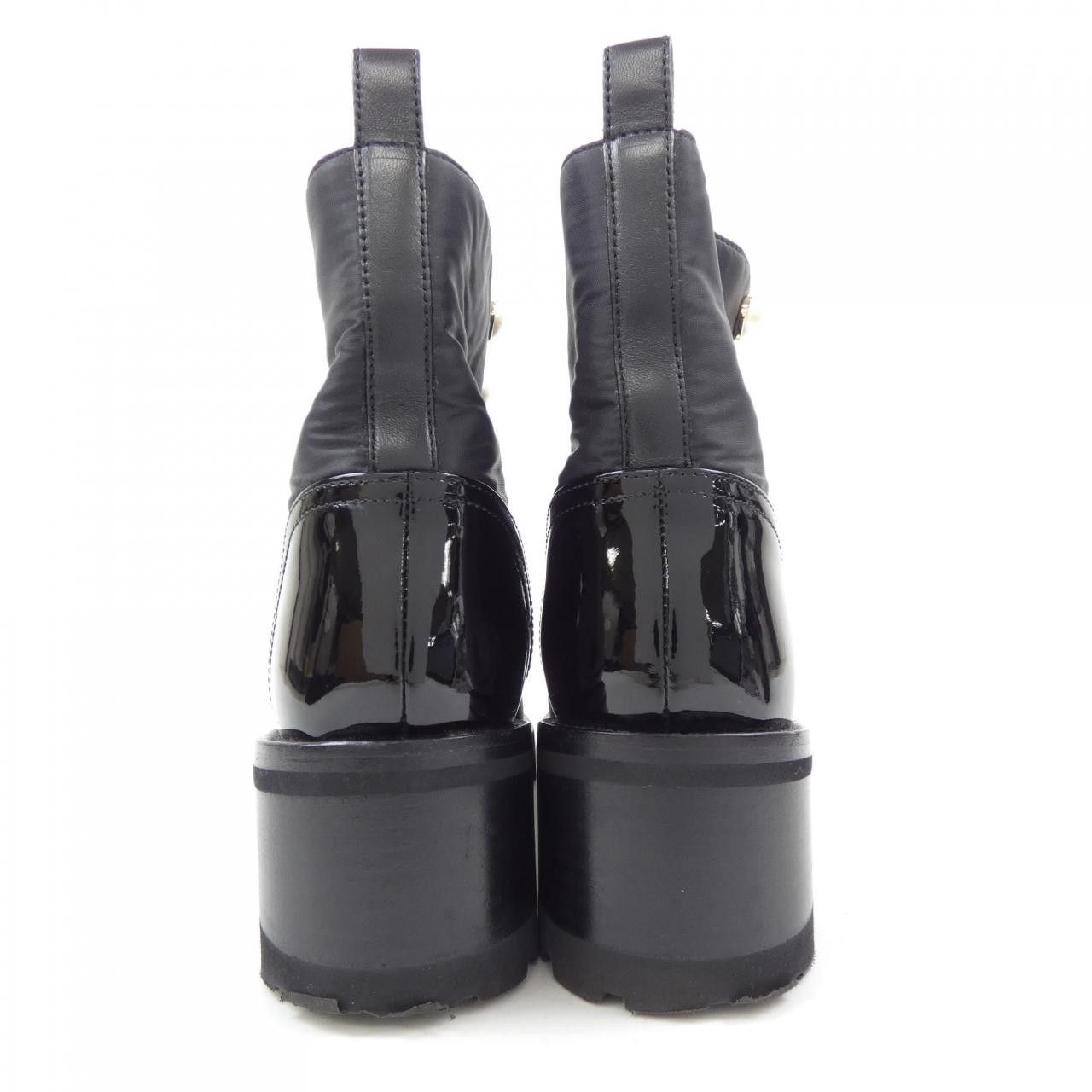 Chanel Chanel Chanel G45183B13923 Fabric Patent Calfskin Imitation Pearl Boots Others Shoes G45183B13923 DUTY FREE for USA Size ONE SIZE - 5 Thumbnail