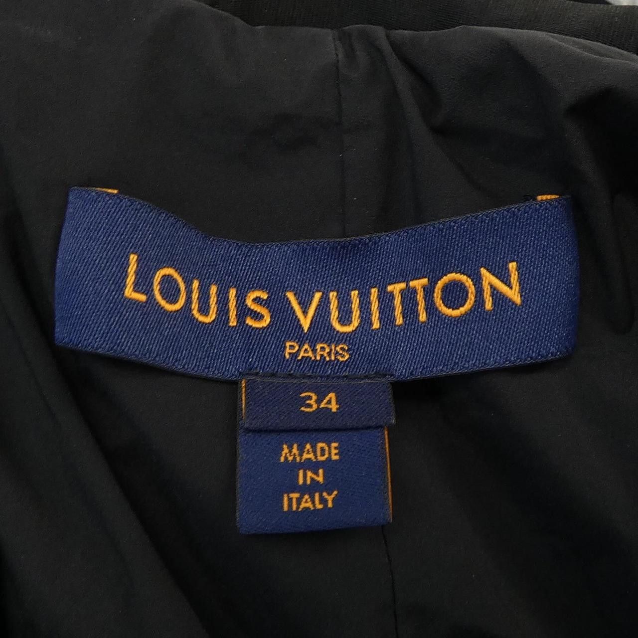 Louis Vuitton Louis Vuitton Louis Vuitton Blouson Jacket Others Outerwear FLVE94HZ3 DUTY FREE for USA Size ONE SIZE - 5 Thumbnail