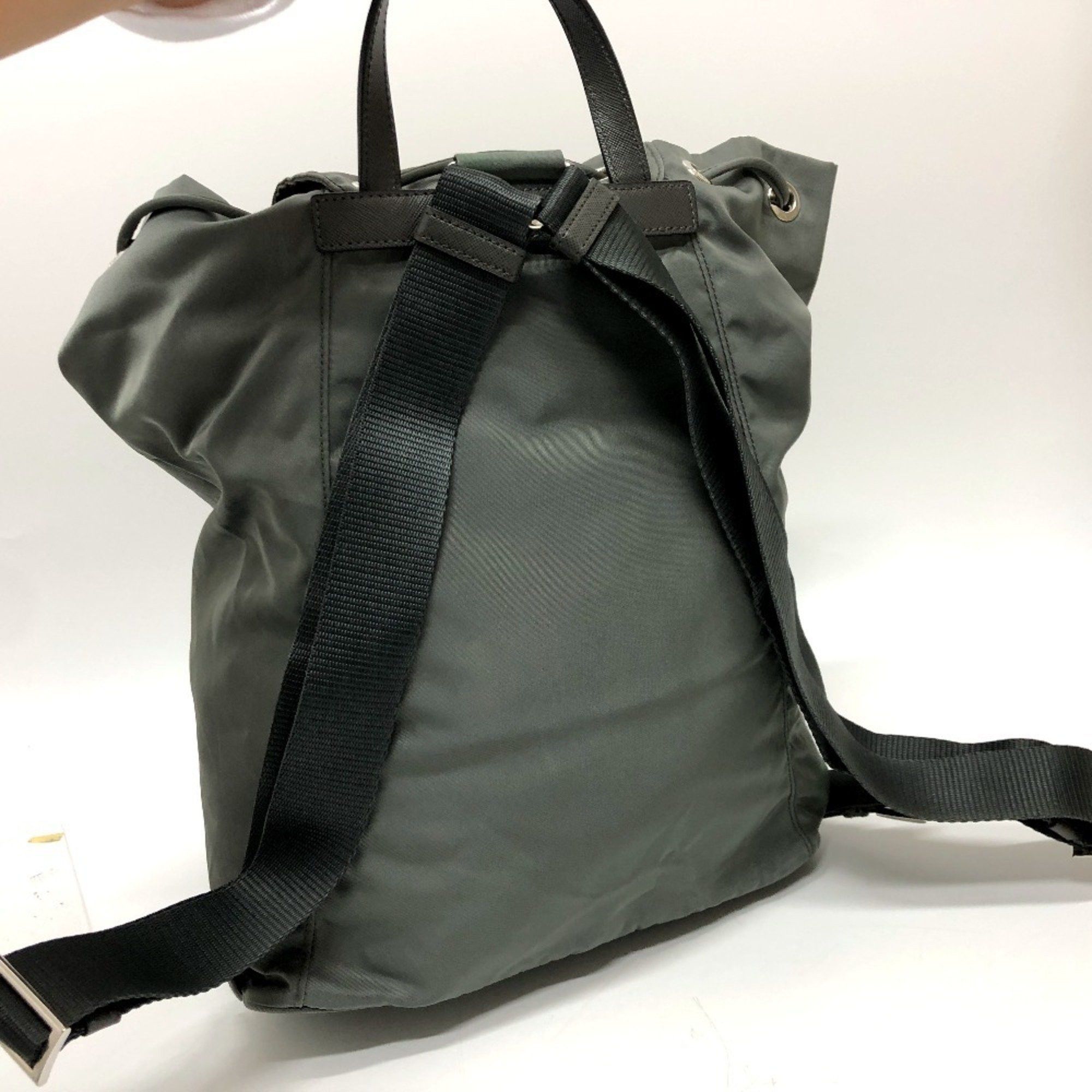 Prada PRADA BZ0032 Triangle Logo Backpack, Leather, Women's, Gray Size ONE SIZE - 2 Thumbnail
