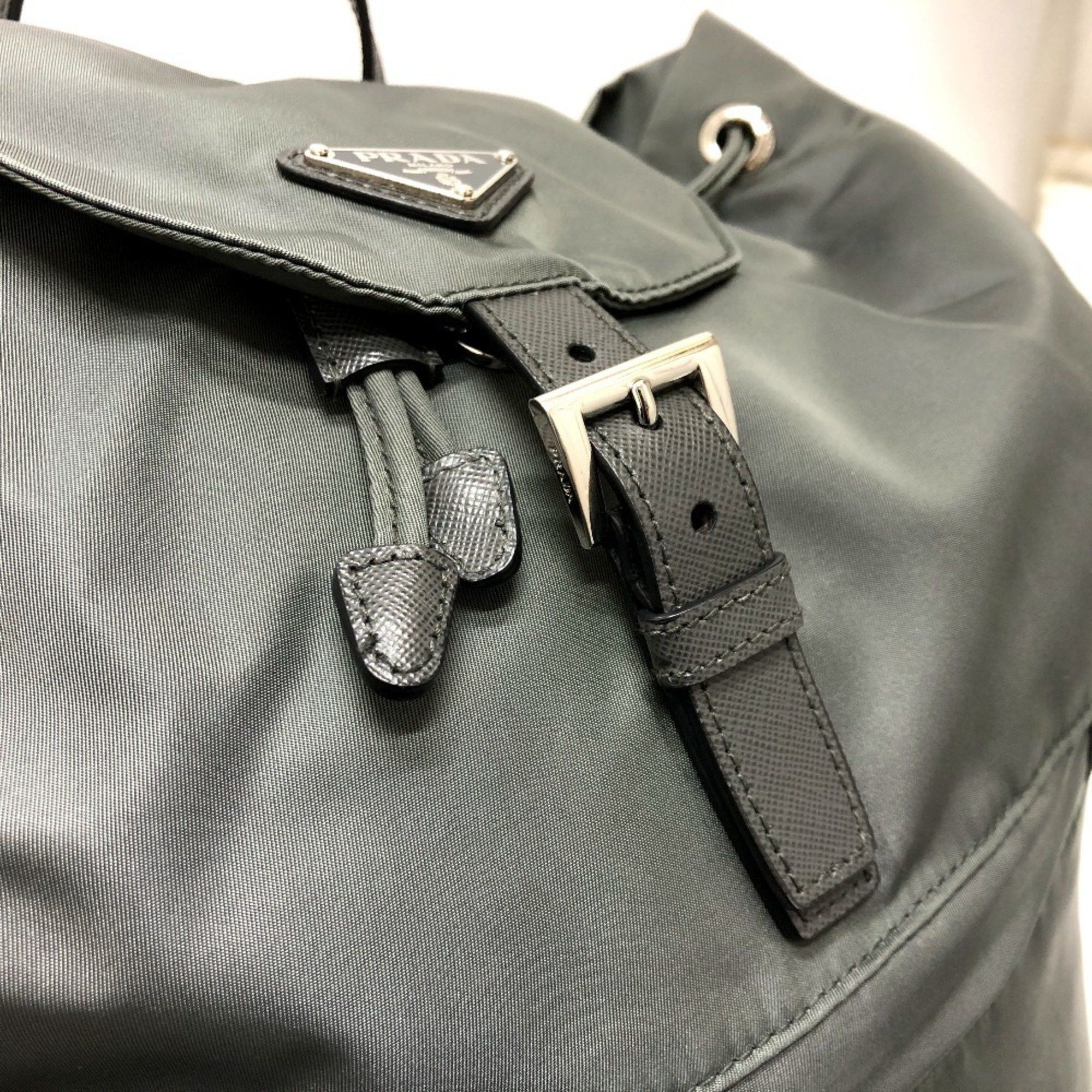Prada PRADA BZ0032 Triangle Logo Backpack, Leather, Women's, Gray Size ONE SIZE - 6 Thumbnail