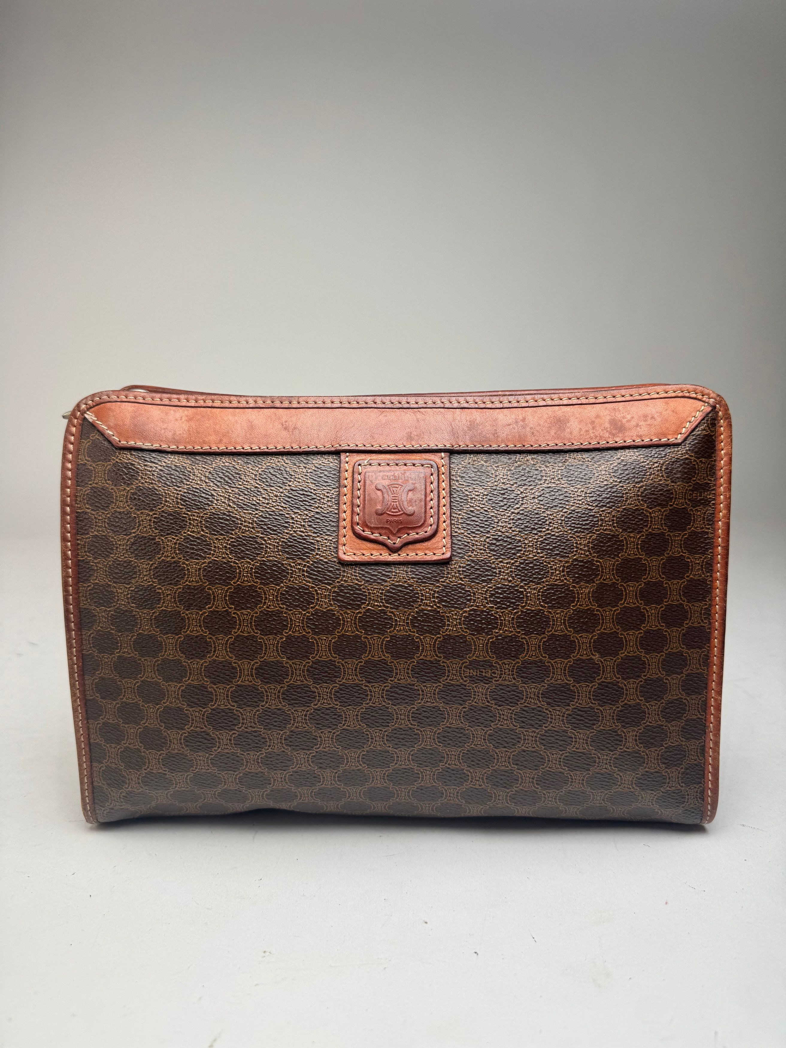 Celine Vintage Triomphe Monogram Leather Clutch Brown Size ONE SIZE - 5 Thumbnail