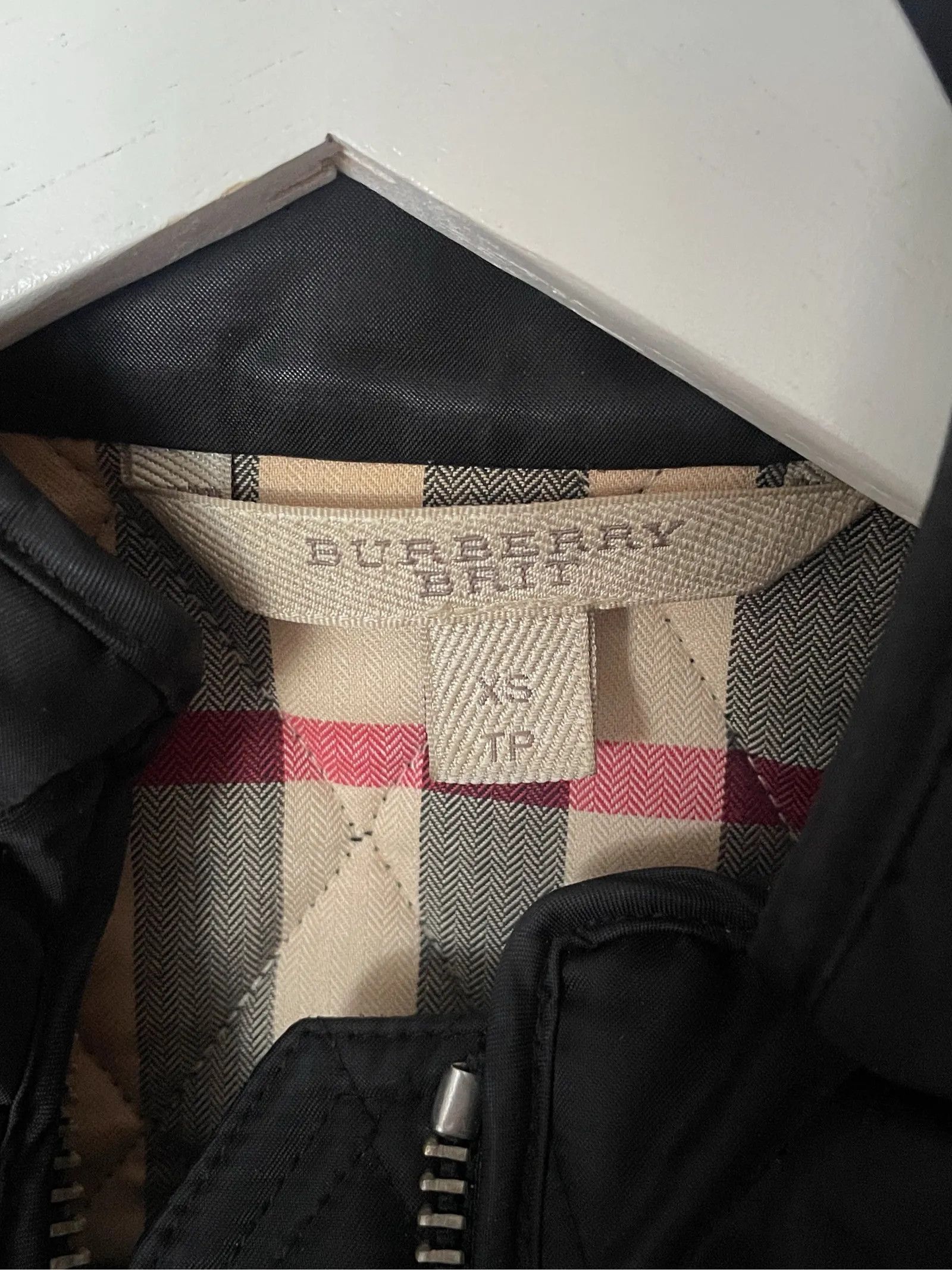 Burberry Burberry Burberry Britt Down Jacket Size XS / US 0-2 / IT 36-38 - 2 Thumbnail