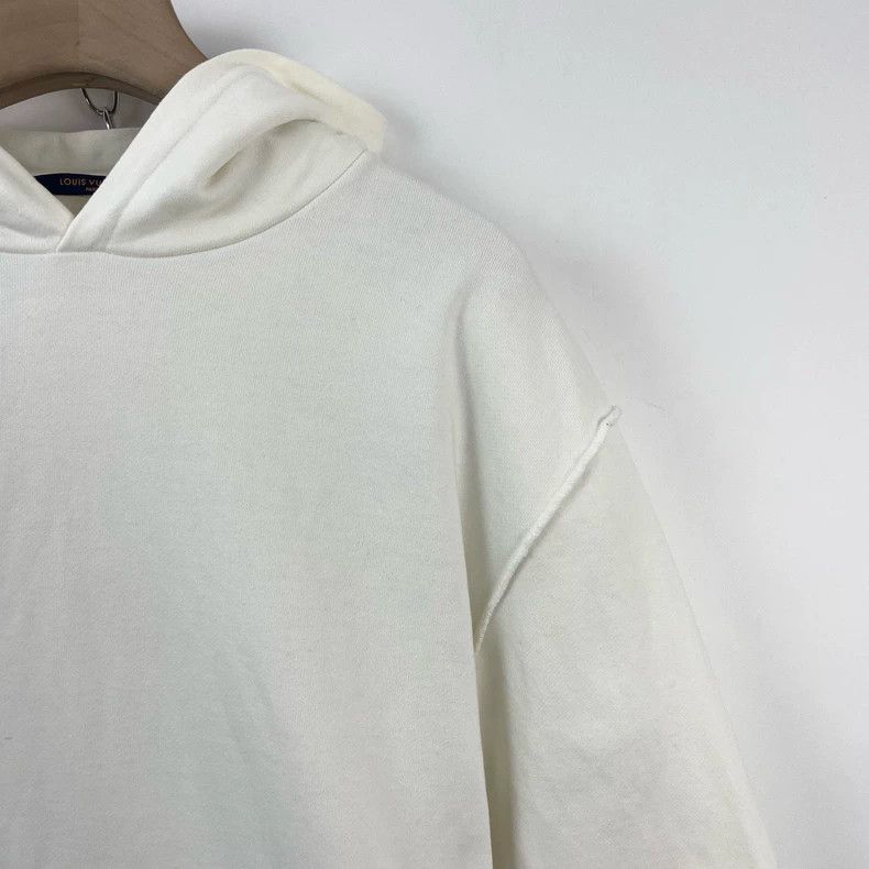 Louis Vuitton Louis Vuitton White Logo Hoodie Sweatshirt - dmc Size US L / EU 52-54 / 3 - 6 Thumbnail