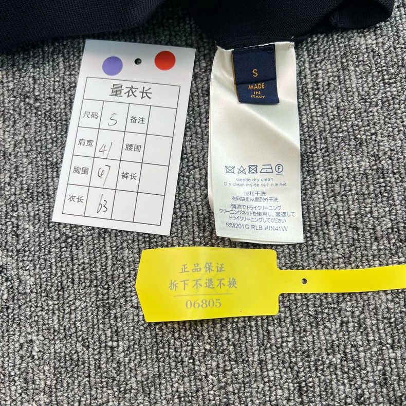 Louis Vuitton Louis Vuitton Thermal Earth Logo Sweater - dmc Size US S / EU 44-46 / 1 - 8 Thumbnail