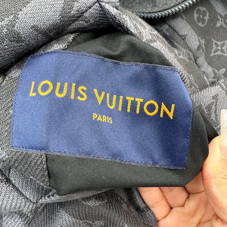 Louis Vuitton Louis Vuitton NIGO Heart Embroidery Jacket - dmc Size US M / EU 48-50 / 2 - 5 Thumbnail