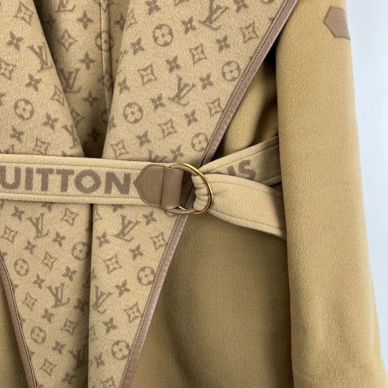 Louis Vuitton Louis Vuitton Monogram Short Coat - dmc Size US M / EU 48-50 / 2 - 6 Thumbnail