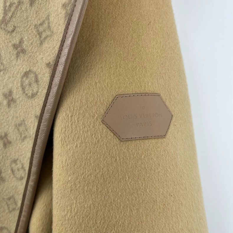 Louis Vuitton Louis Vuitton Monogram Short Coat - dmc Size US M / EU 48-50 / 2 - 5 Thumbnail