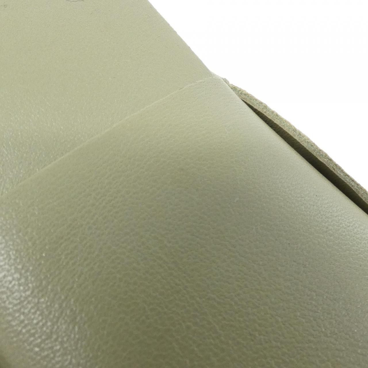 Bottega Veneta Bottega Veneta Bottega Veneta Leather Shoulder Bag Leather Crossbody Bag 776778 VCQC2 DUTY FREE for USA Size ONE SIZE - 2 Thumbnail