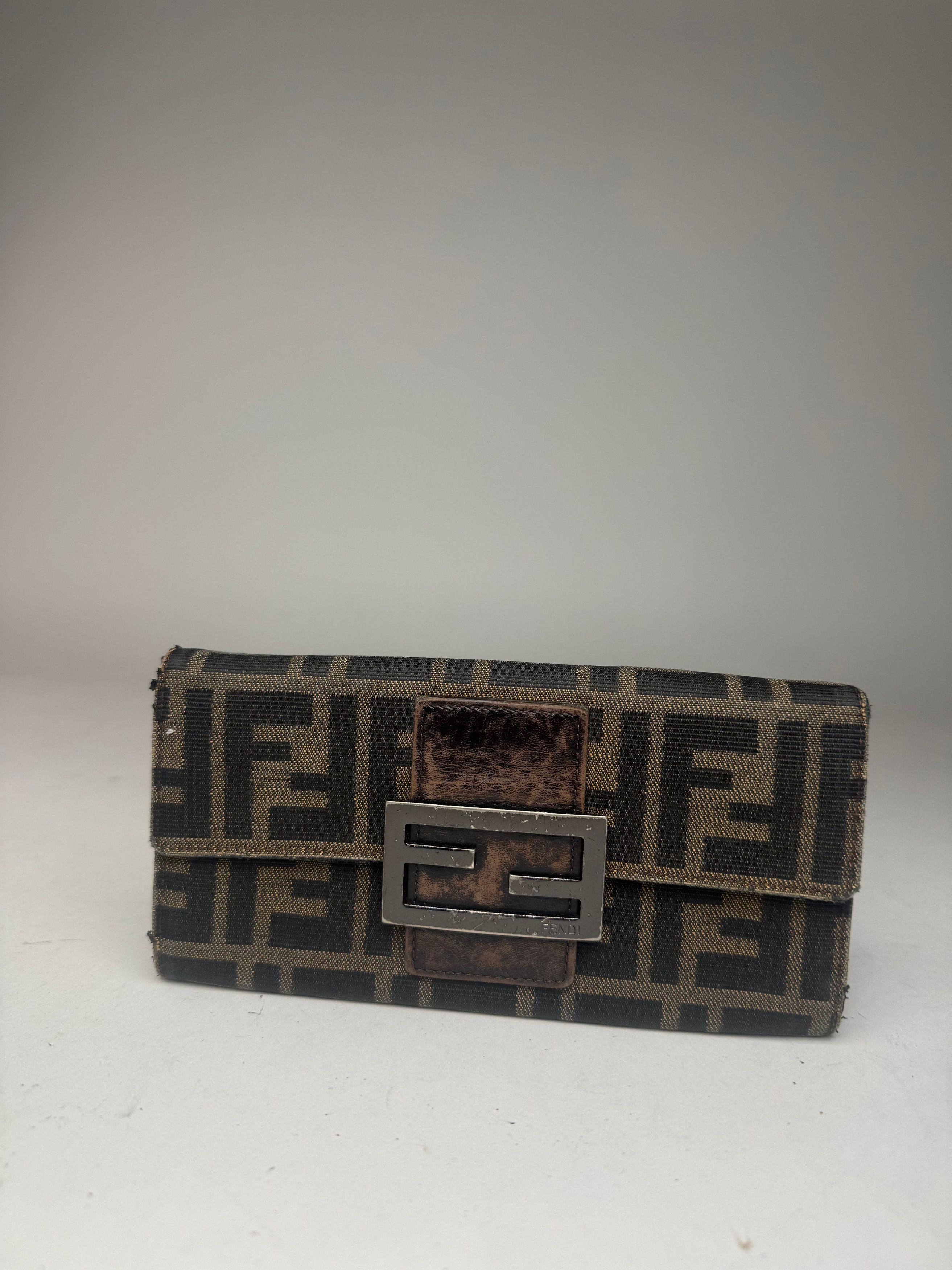 Fendi Vintage Baguette Leather Wallet Brown Size ONE SIZE - 11 Thumbnail