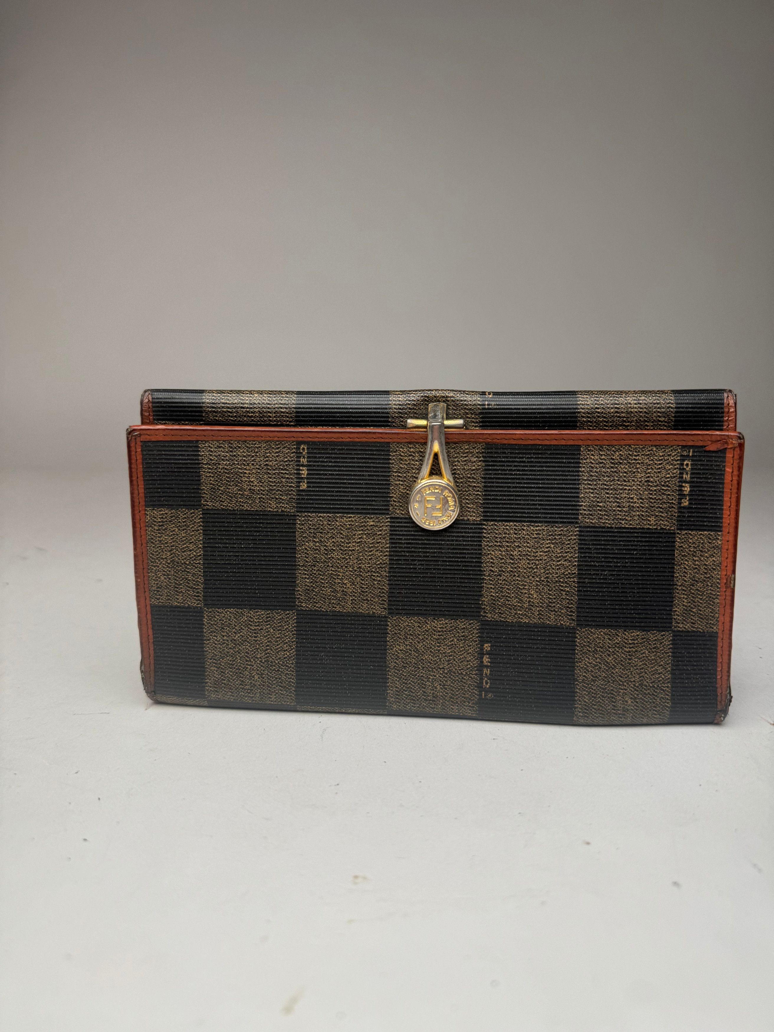 Fendi Vintage Checked Leather Wallet Brown Size ONE SIZE - 11 Thumbnail