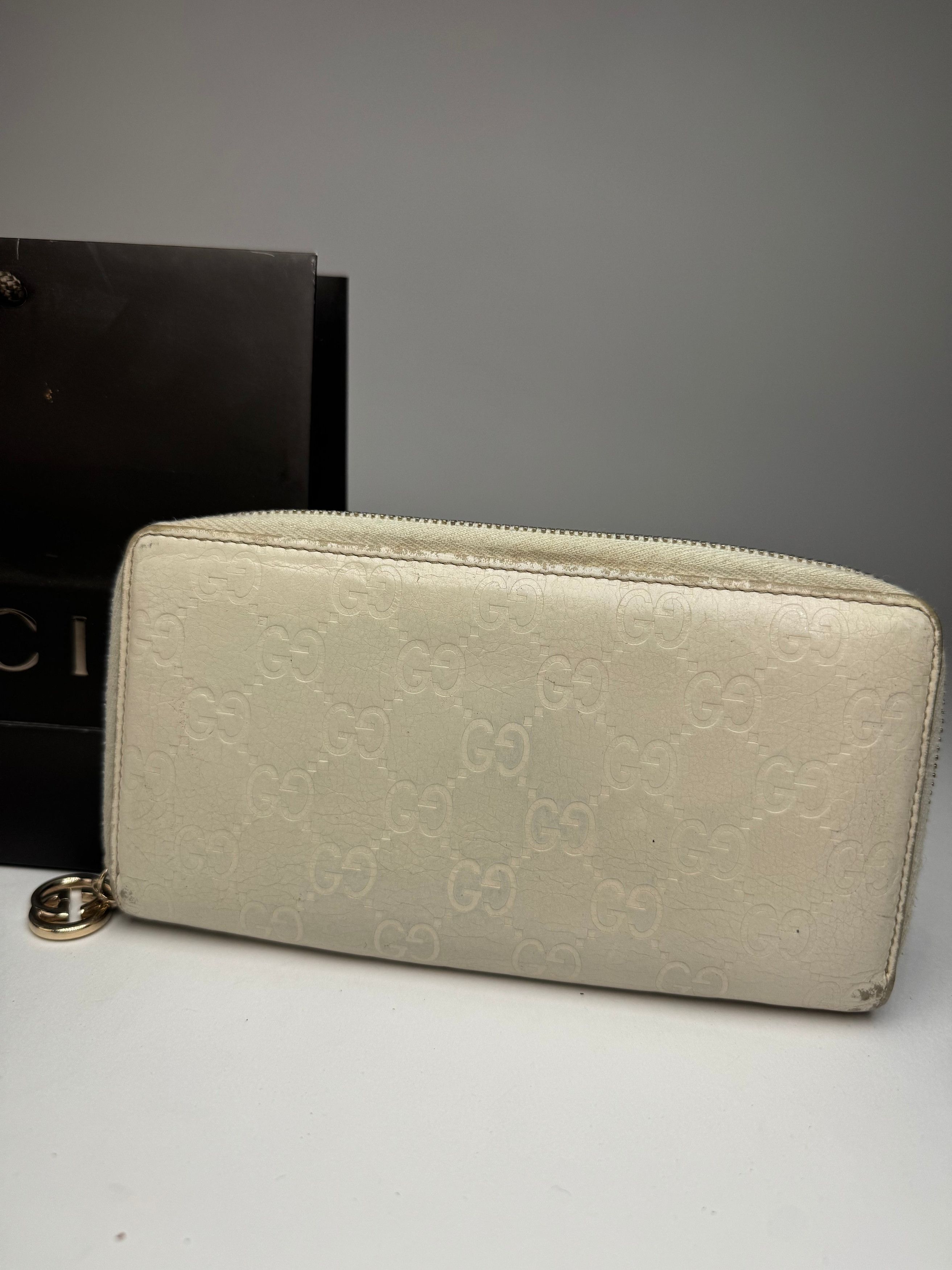 Gucci Vintage Leather Monogram Wallet white Size ONE SIZE - 12 Thumbnail