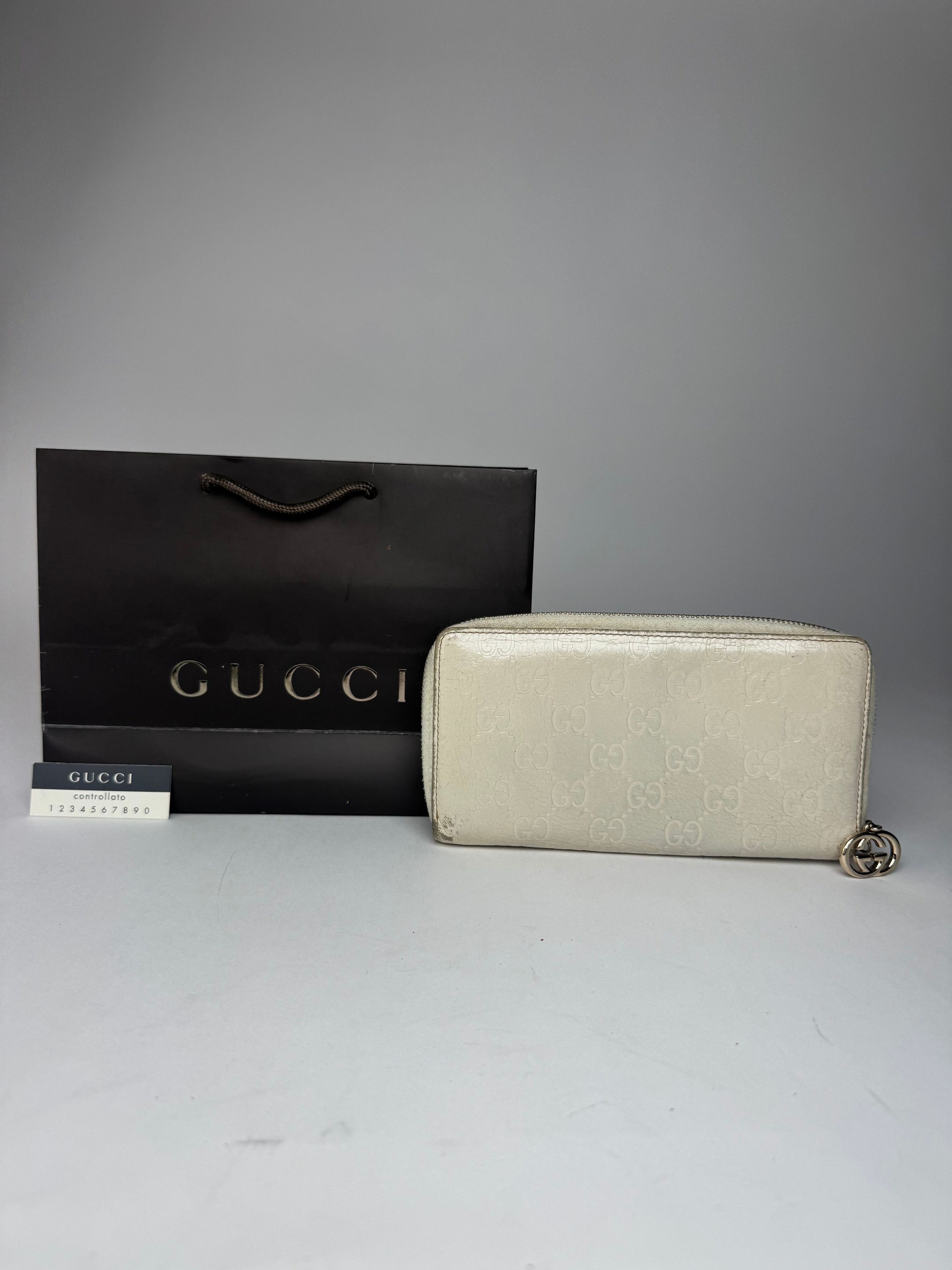 Gucci Vintage Leather Monogram Wallet white Size ONE SIZE - 4 Thumbnail