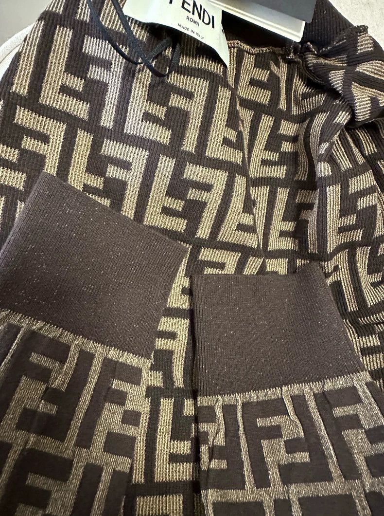 Fendi FENDI FF Monogram Turtleneck Sweater - dmc Size US M / EU 48-50 / 2 - 4 Thumbnail