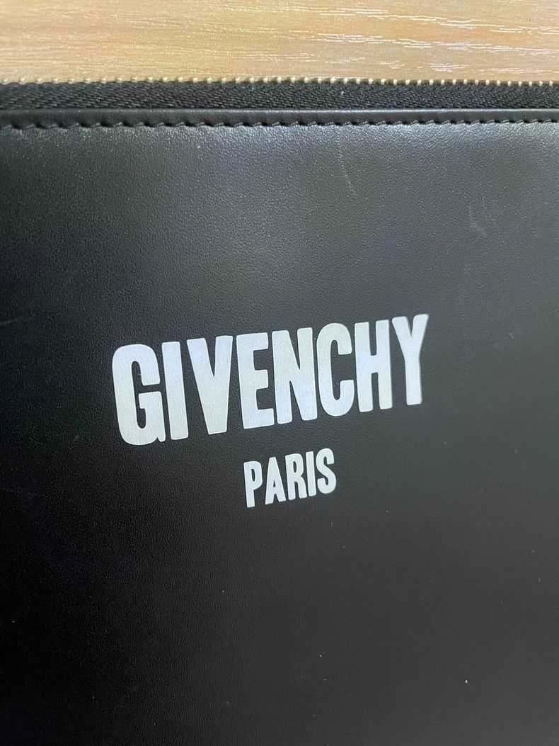 Givenchy Givenchy Black Leather Clutch Handbag - dmc Size ONE SIZE - 3 Thumbnail