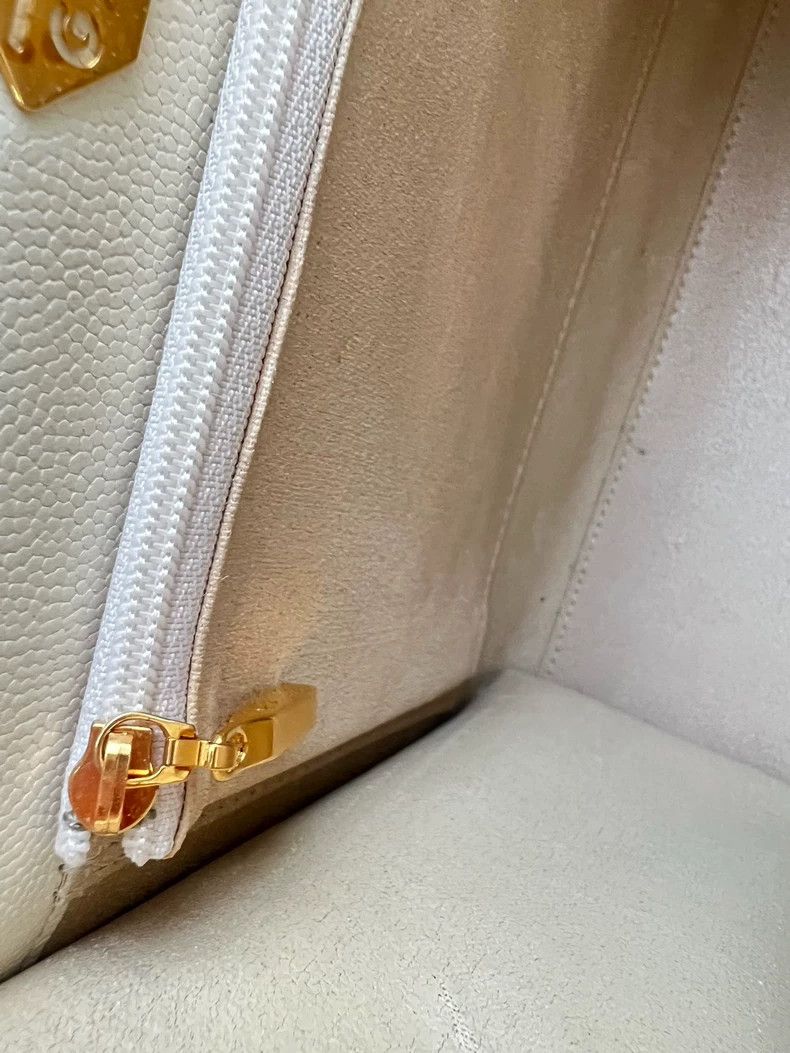 Givenchy Givenchy White Leather Handbag - dmc Size ONE SIZE - 5 Thumbnail