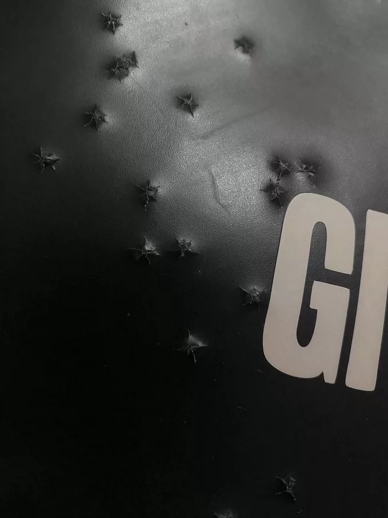 Givenchy Givenchy Limited Perforated Clutch Bag - dmc Size ONE SIZE - 5 Thumbnail