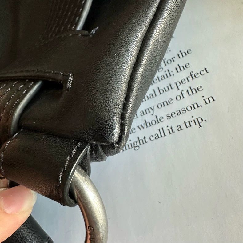 Givenchy Givenchy Tag Series Black Fanny Pack - dmc Size ONE SIZE - 9 Thumbnail
