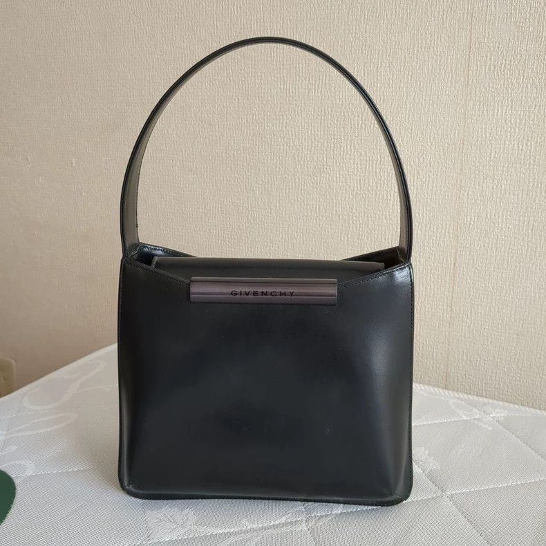 Givenchy Givenchy Vintage Square Handbag - dmc Size ONE SIZE - 2 Thumbnail