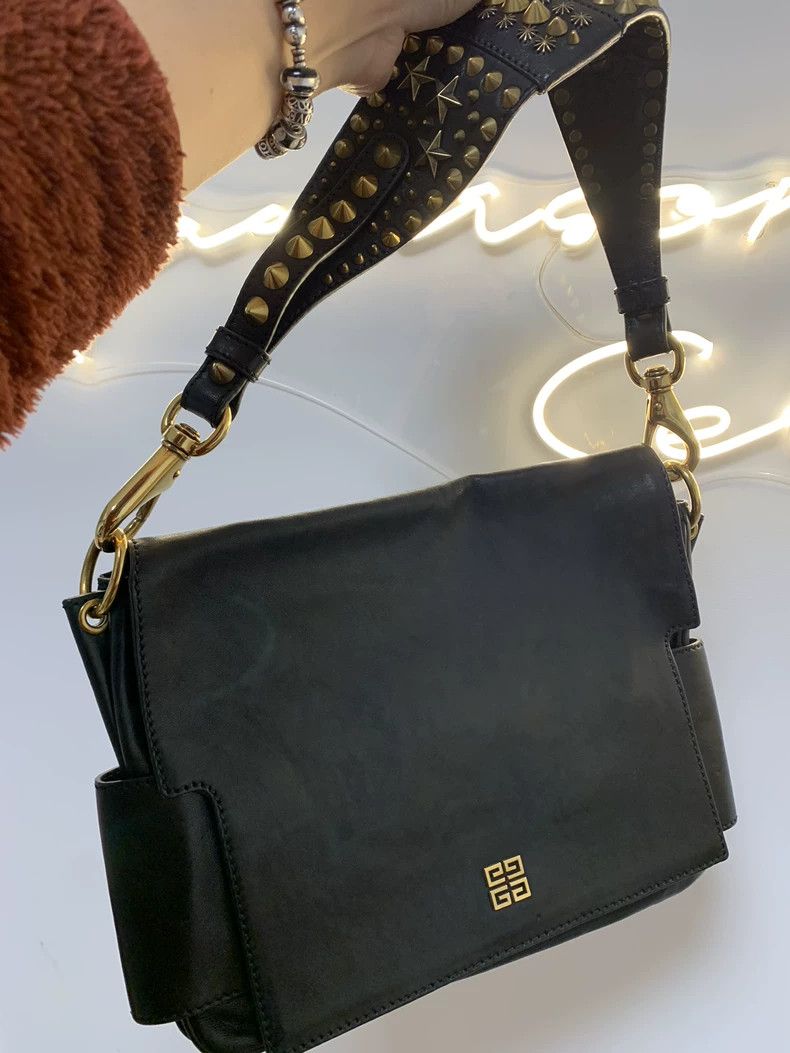 Givenchy Givenchy Studded Leather - dmc Size ONE SIZE - 2 Thumbnail