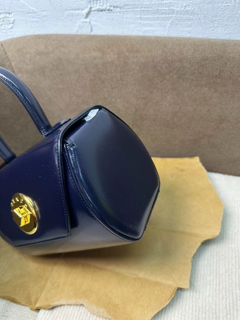 Givenchy Givenchy Blue Box Handbag - dmc Size ONE SIZE - 4 Thumbnail